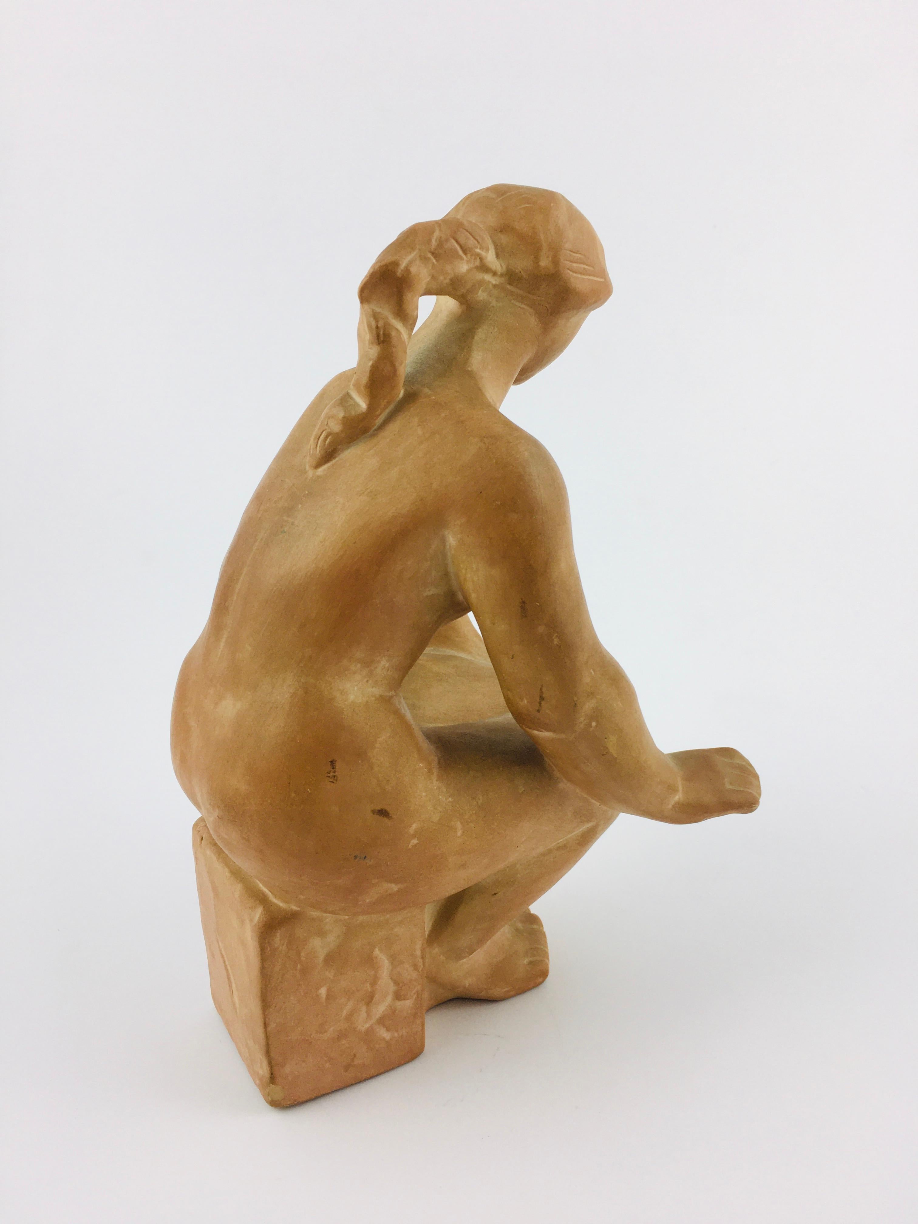 Terracotta Sculpture Female Nude Figure by Árpád Somogyi, Hungary 1970's In Good Condition For Sale In Budapest, HU