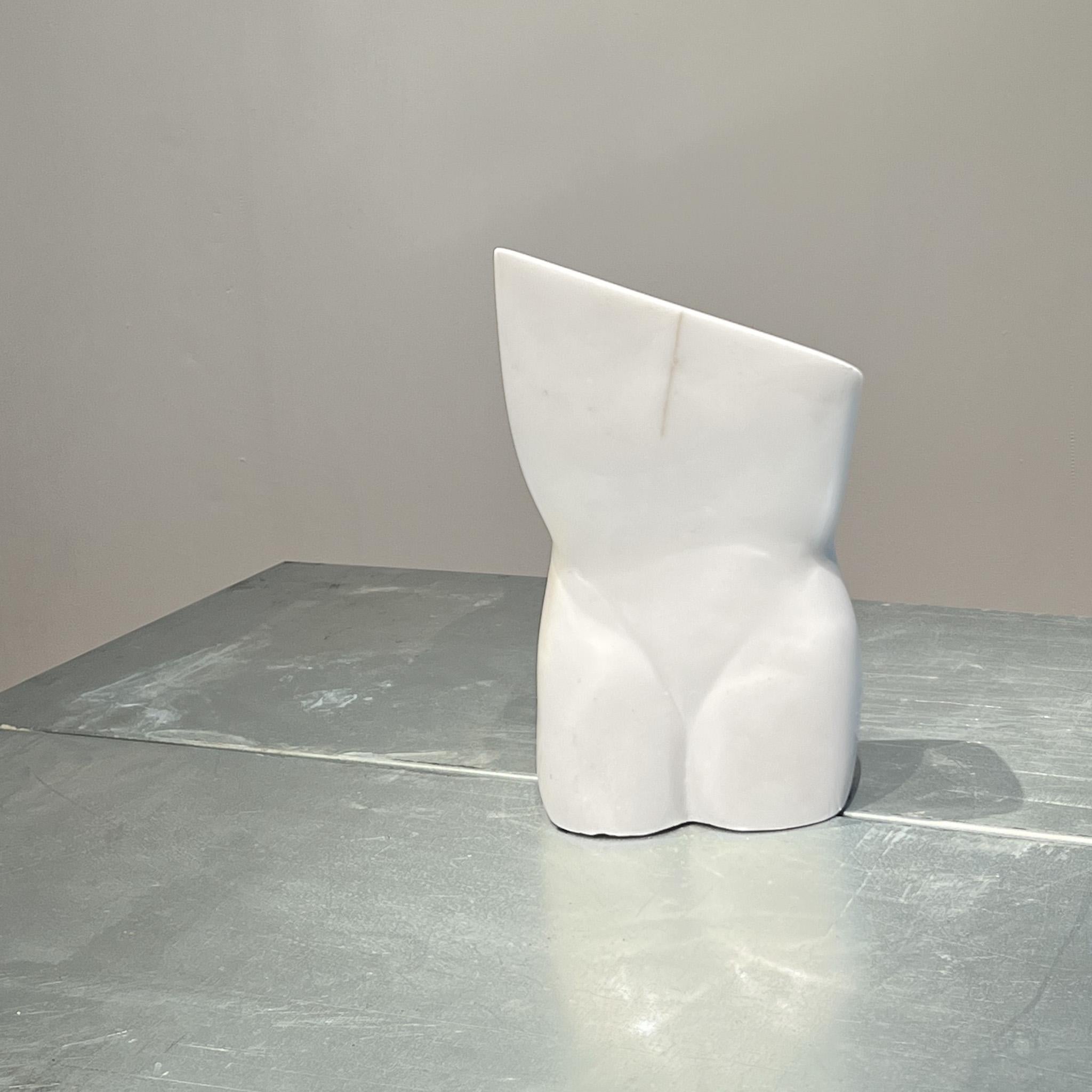 Sculpture de torse féminin par Mart De Houwer, 1990-1999 en vente 3