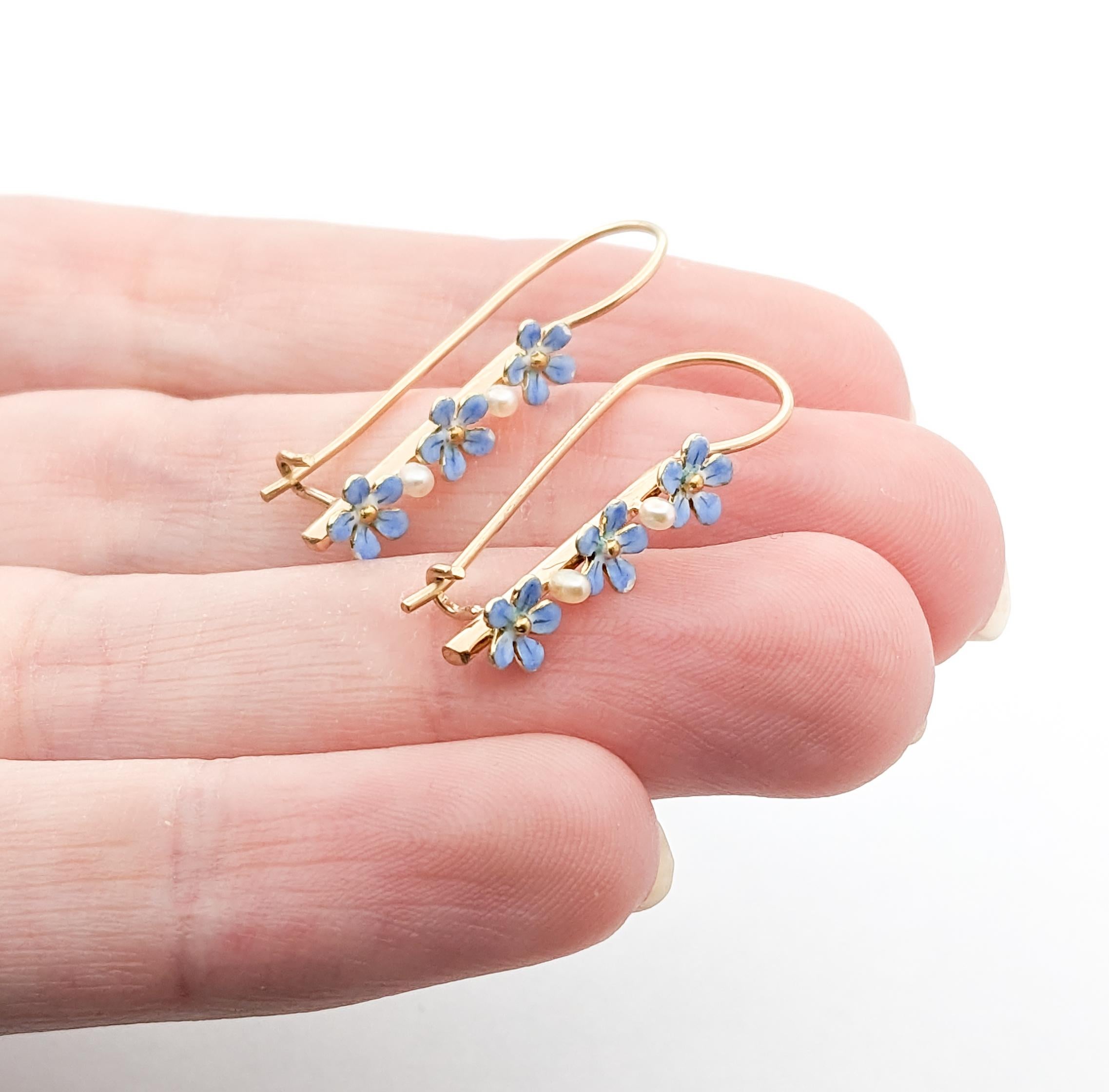 Feminine Enamel & Pearl Forget-Me-Not Flower Drop Earrings in Yellow Gold In Excellent Condition In Bloomington, MN