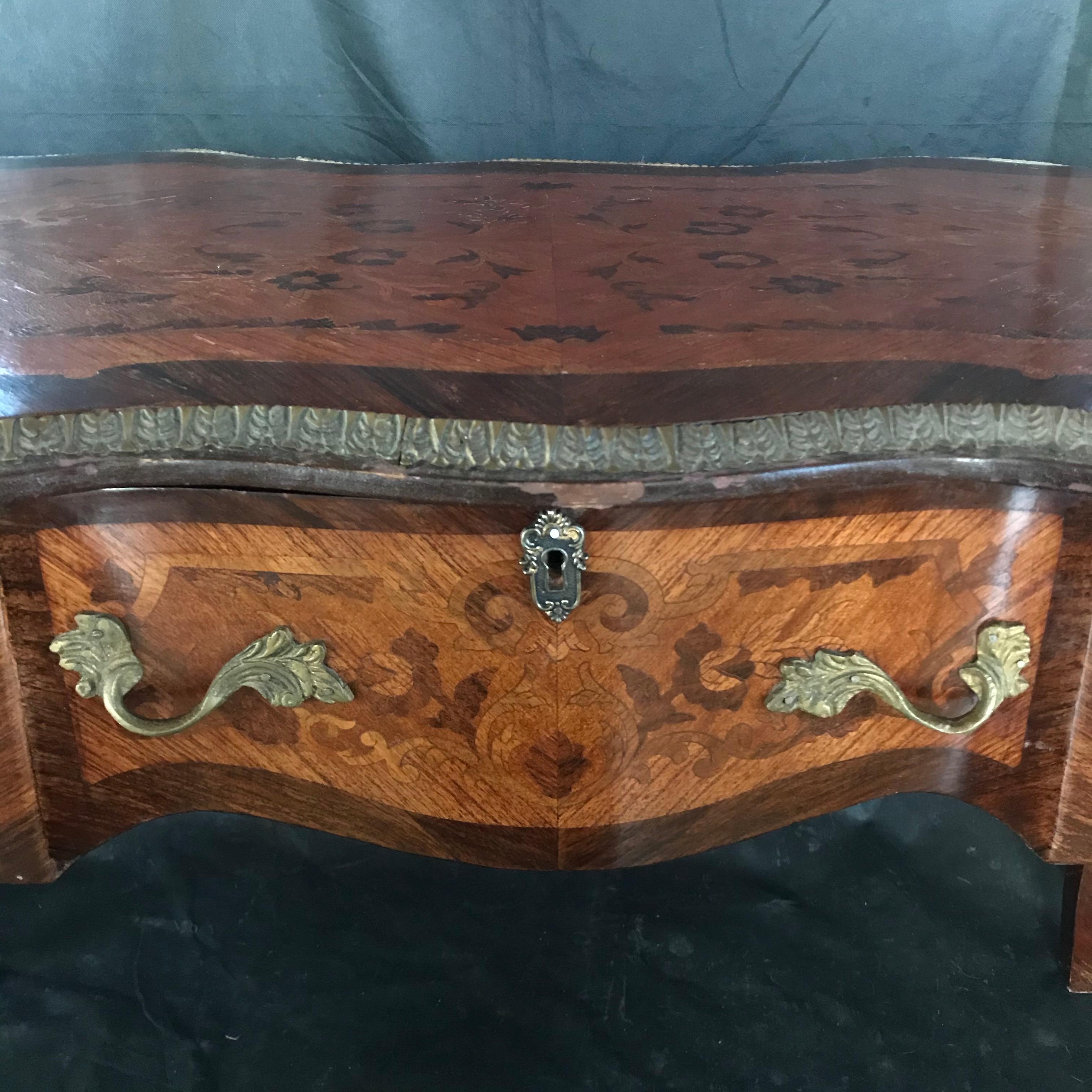 Feminine French Louis XV Petite Marquetry Desk with Bronze Detail 10