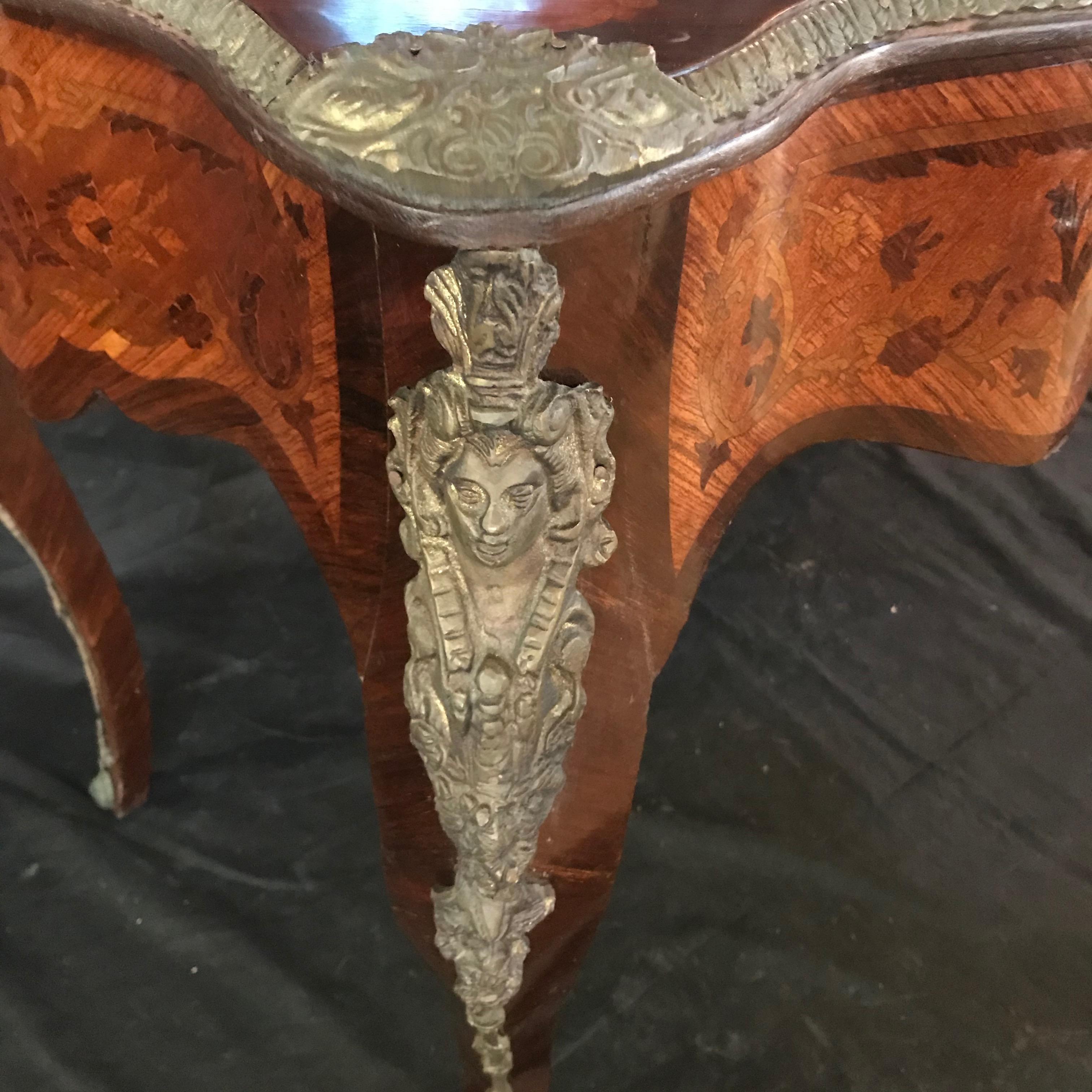 Feminine French Louis XV Petite Marquetry Desk with Bronze Detail 3