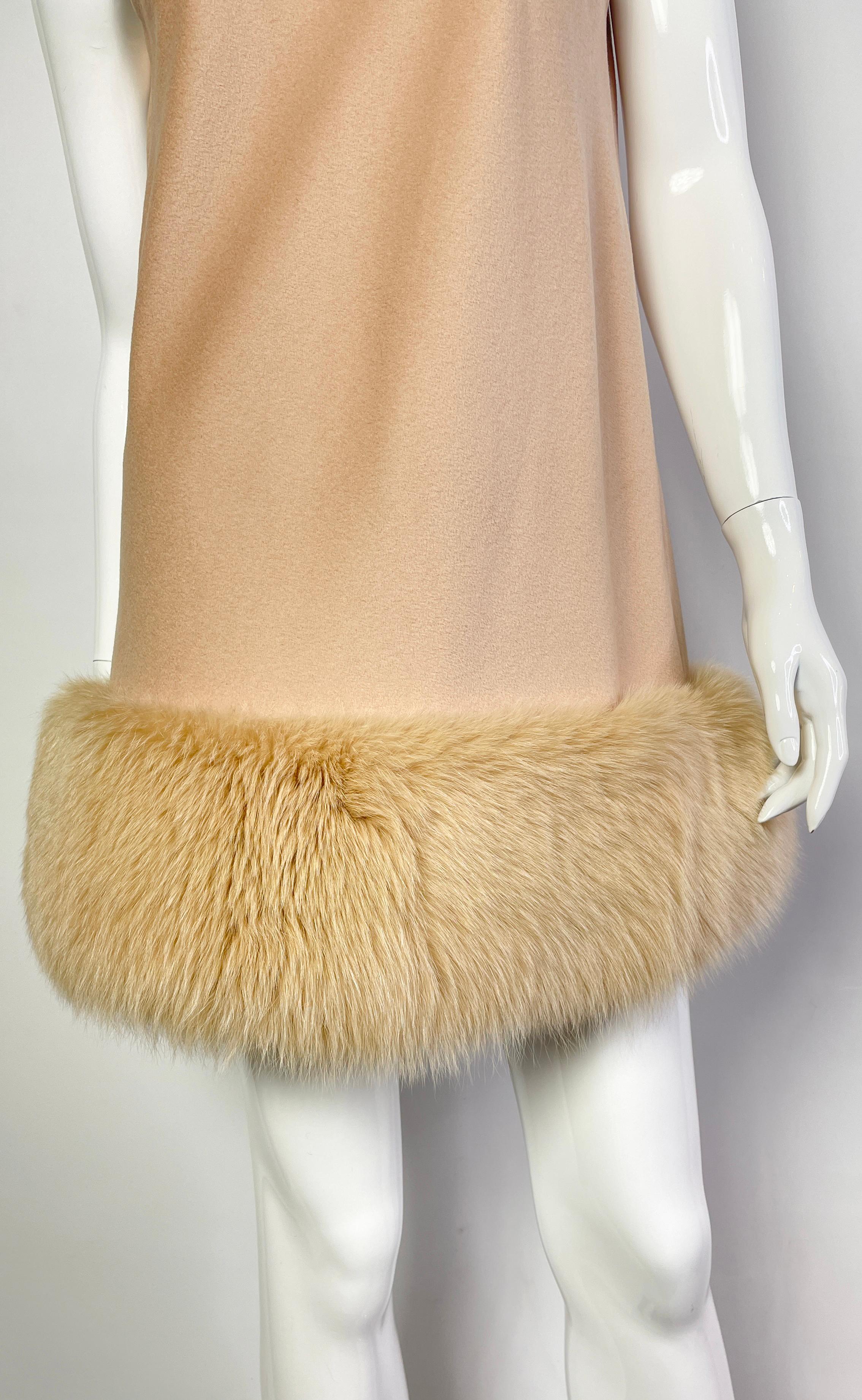 Beige Femmes Fatales vintage cashmere dress with fur, 2000s For Sale