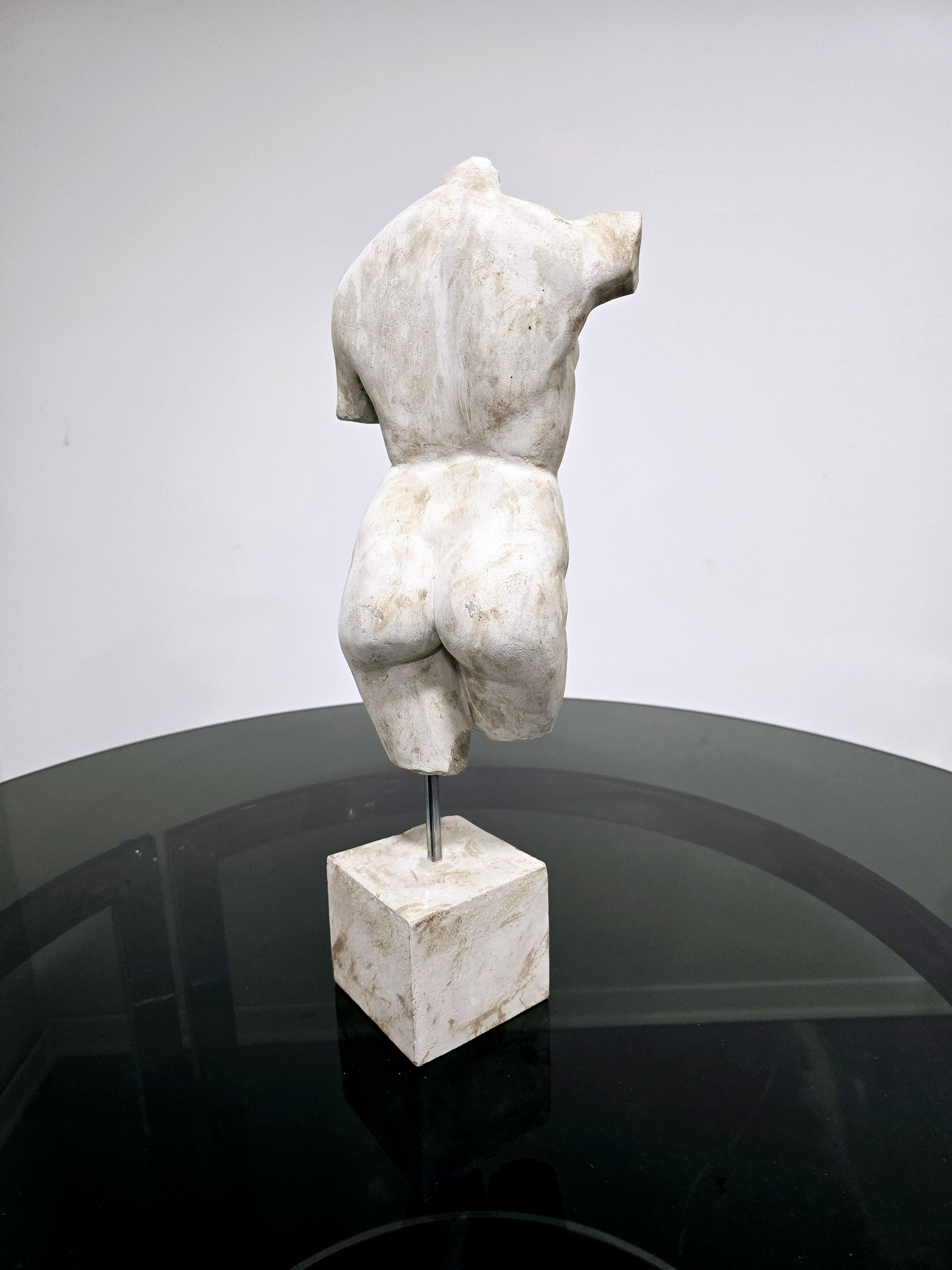 XXI secolo e contemporaneo Scultura di torso femminile in vendita