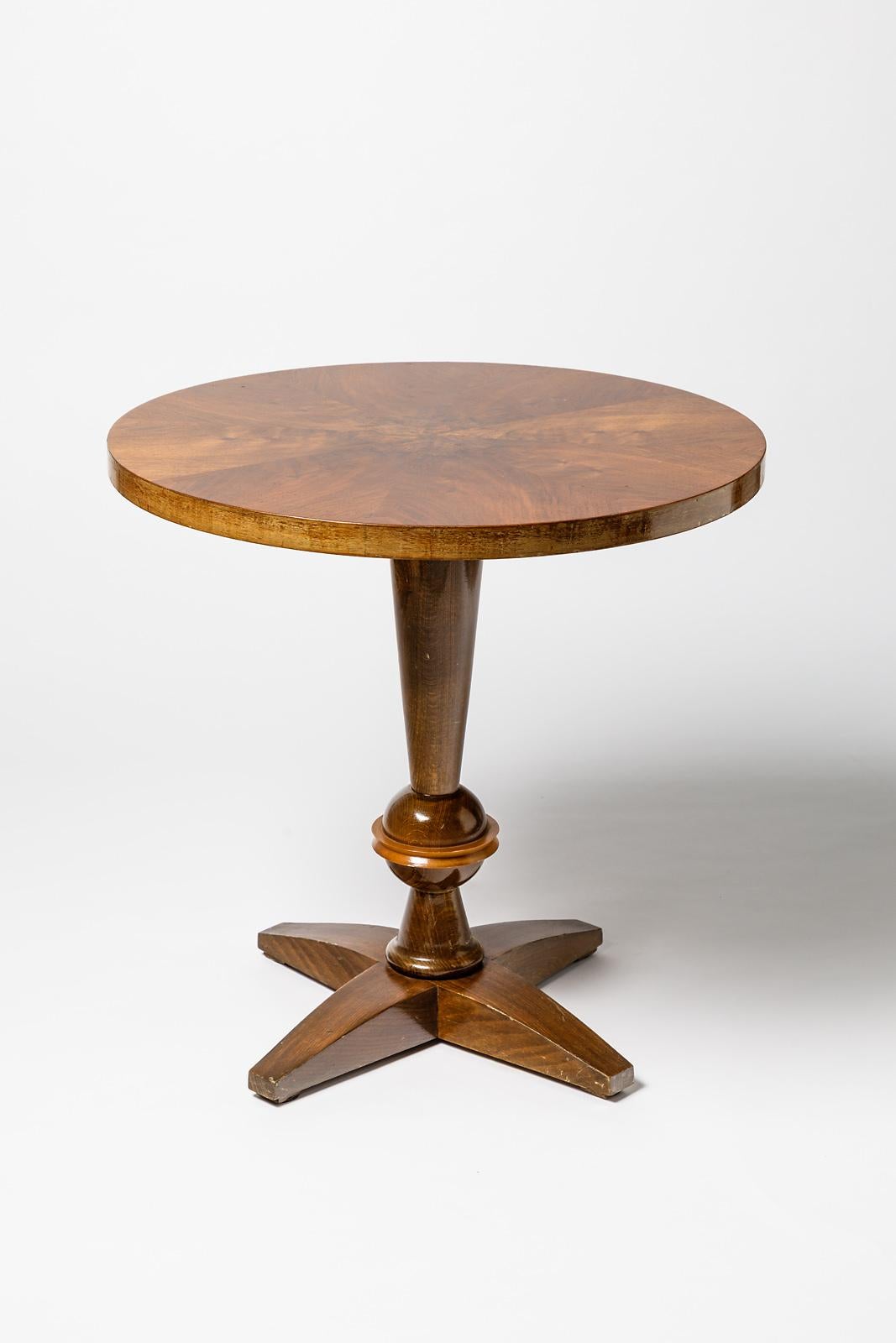 20th Century French Brown Wood Art Deco Guéridon Table circa 1930 Coffee or Sofa Table