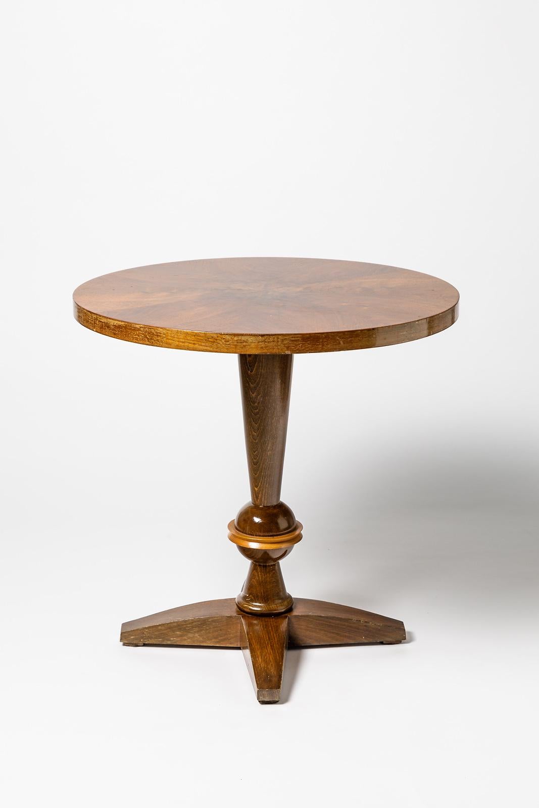 Fruitwood French Brown Wood Art Deco Guéridon Table circa 1930 Coffee or Sofa Table