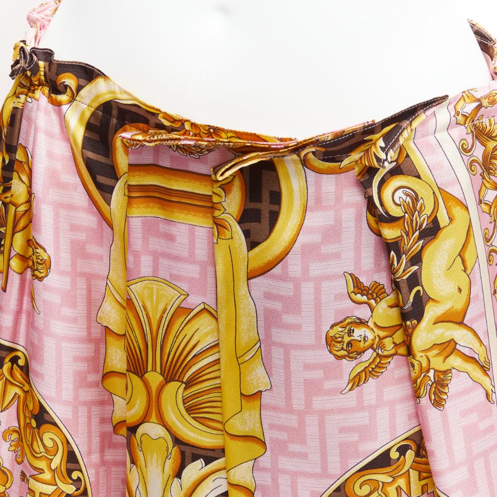 FENDACE FENDI VERSACE 2022 Runway pink gold baroque Zucca side drape skirt IT42 M
Reference: TGAS/D00616
Brand: Fendi
Designer: Donatella Versace
Collection: FENDACE - Runway
Material: Silk
Color: Pink, Gold
Pattern: Barocco
Closure: Zip
Extra
