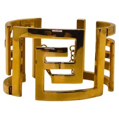 Fendace Versace X Fendi Gold breiter Zucca-Armreif AUSVERKAUFT SELTEN