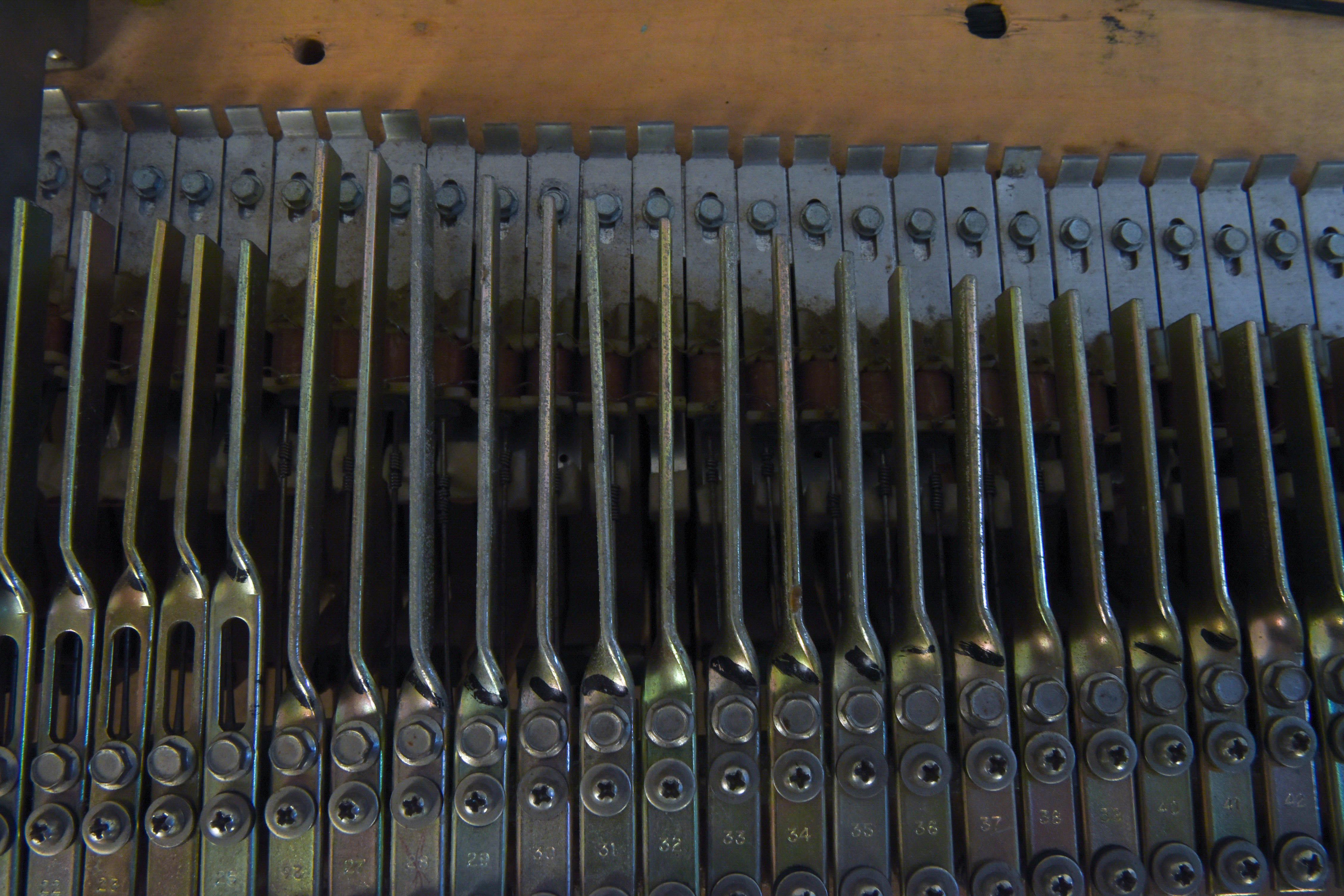Huit-huit-huit pianos électriques Fender Rhodes 7