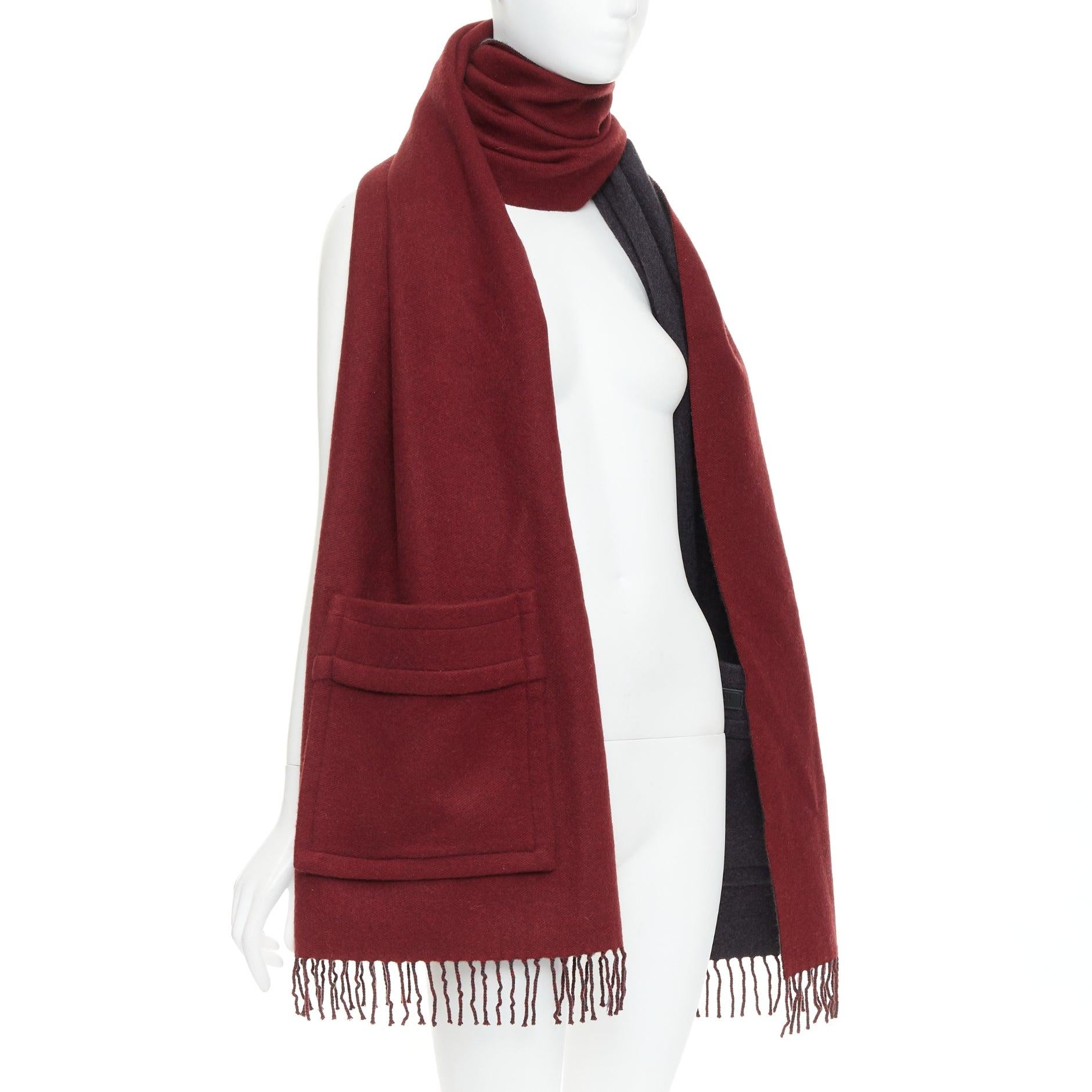 Marron FENDI  100% cachemire bordeaux gris bicolore poche frangée écharpe longue en vente