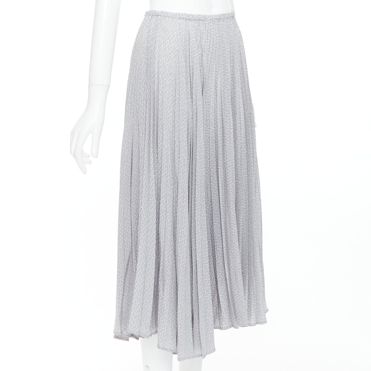 Gray FENDI 100% silk grey pleated 3D polka dots drawstring midi skirt IT38 XS For Sale
