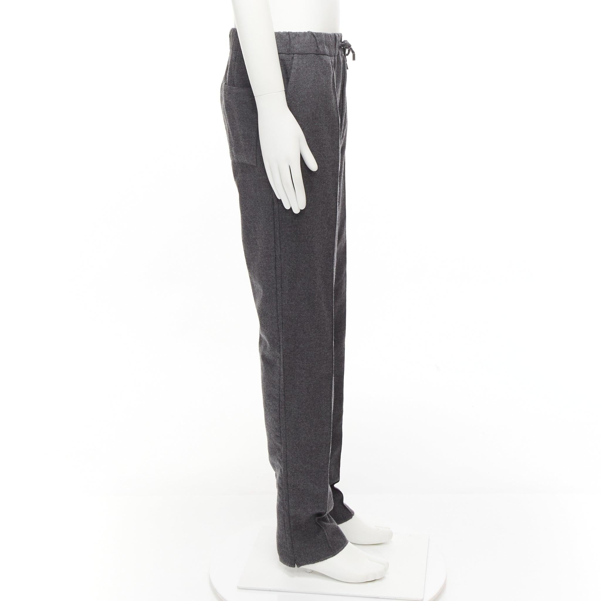 FENDI 100% virgin wool grey drawstring waistband casual dress trousers IT46 S
Reference: CNLE/A00274
Brand: Fendi
Material: Virgin Wool
Color: Grey
Pattern: Solid
Closure: Drawstring
Extra Details: Discreet FENDI drawstring details. 1 pocket at