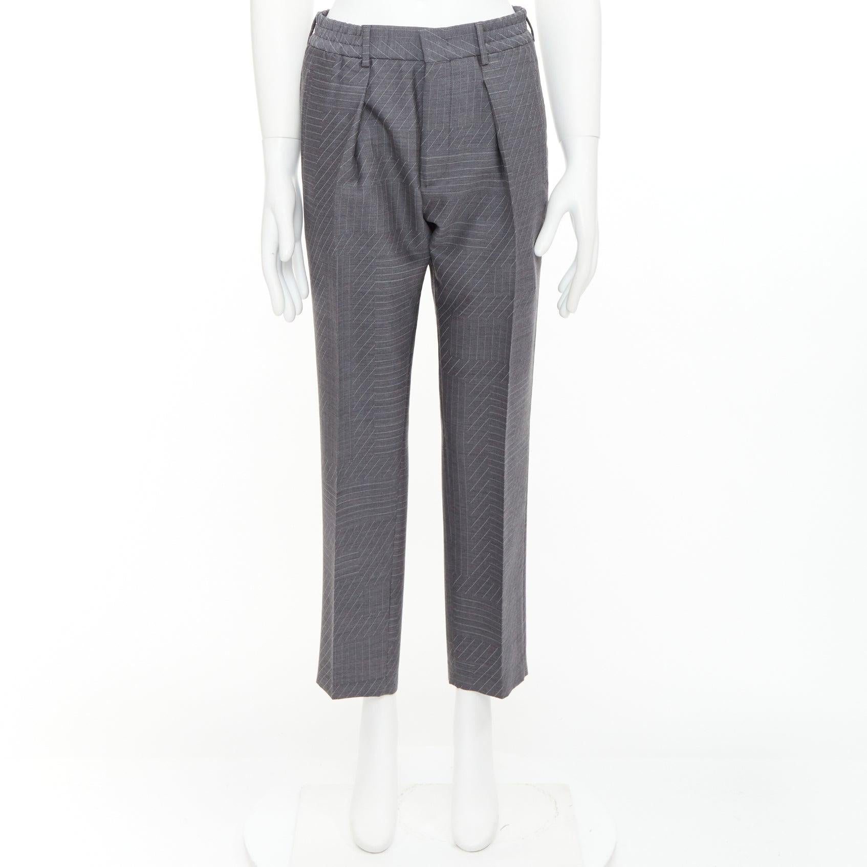 FENDI 100% laine grise rayures contrastées pantalon cropped à plis sur le devant IT44 XS en vente 4