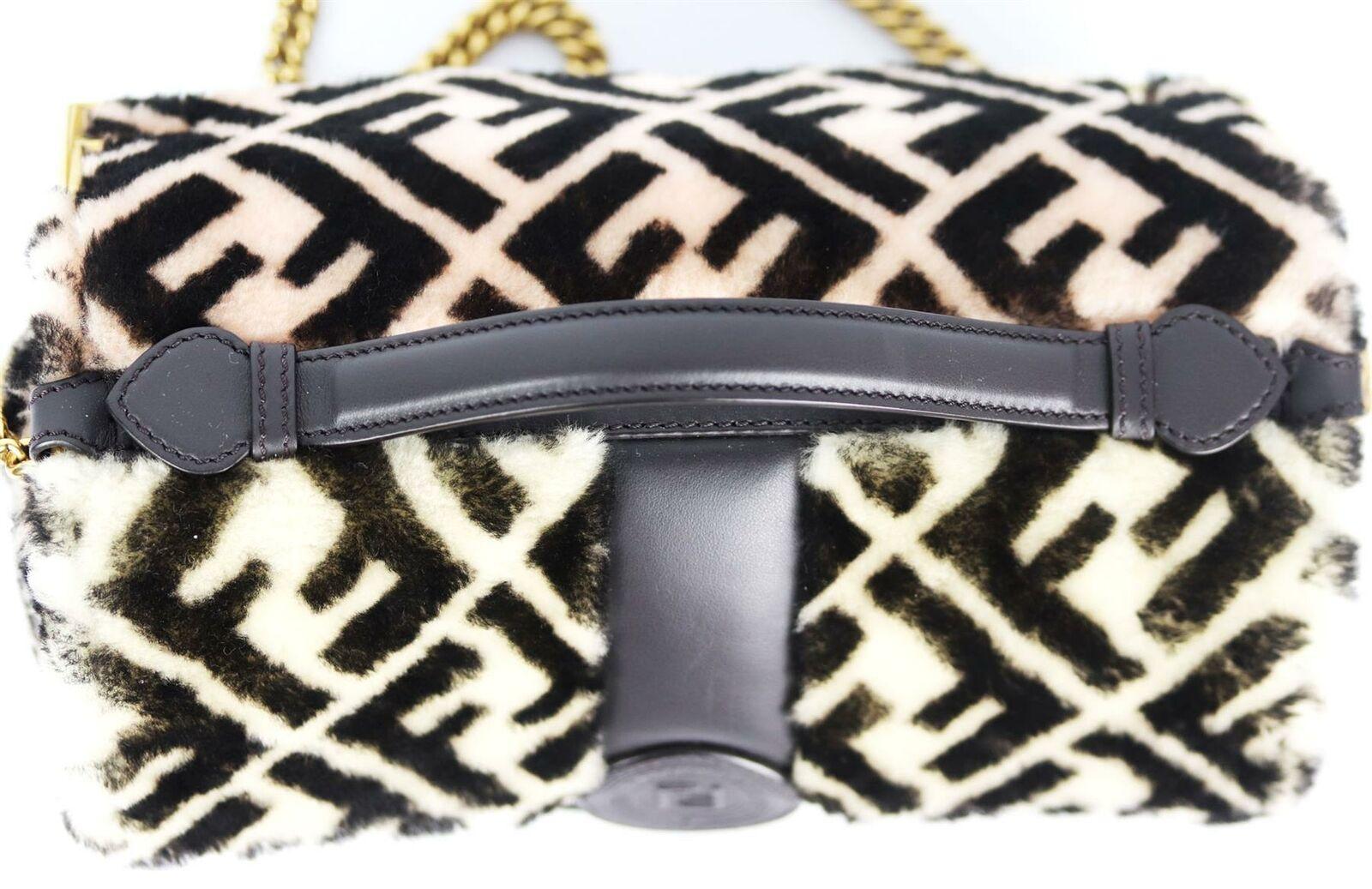 Fendi 1974 Double F Logo Print Shearling Shoulder Bag In Excellent Condition For Sale In London, GB