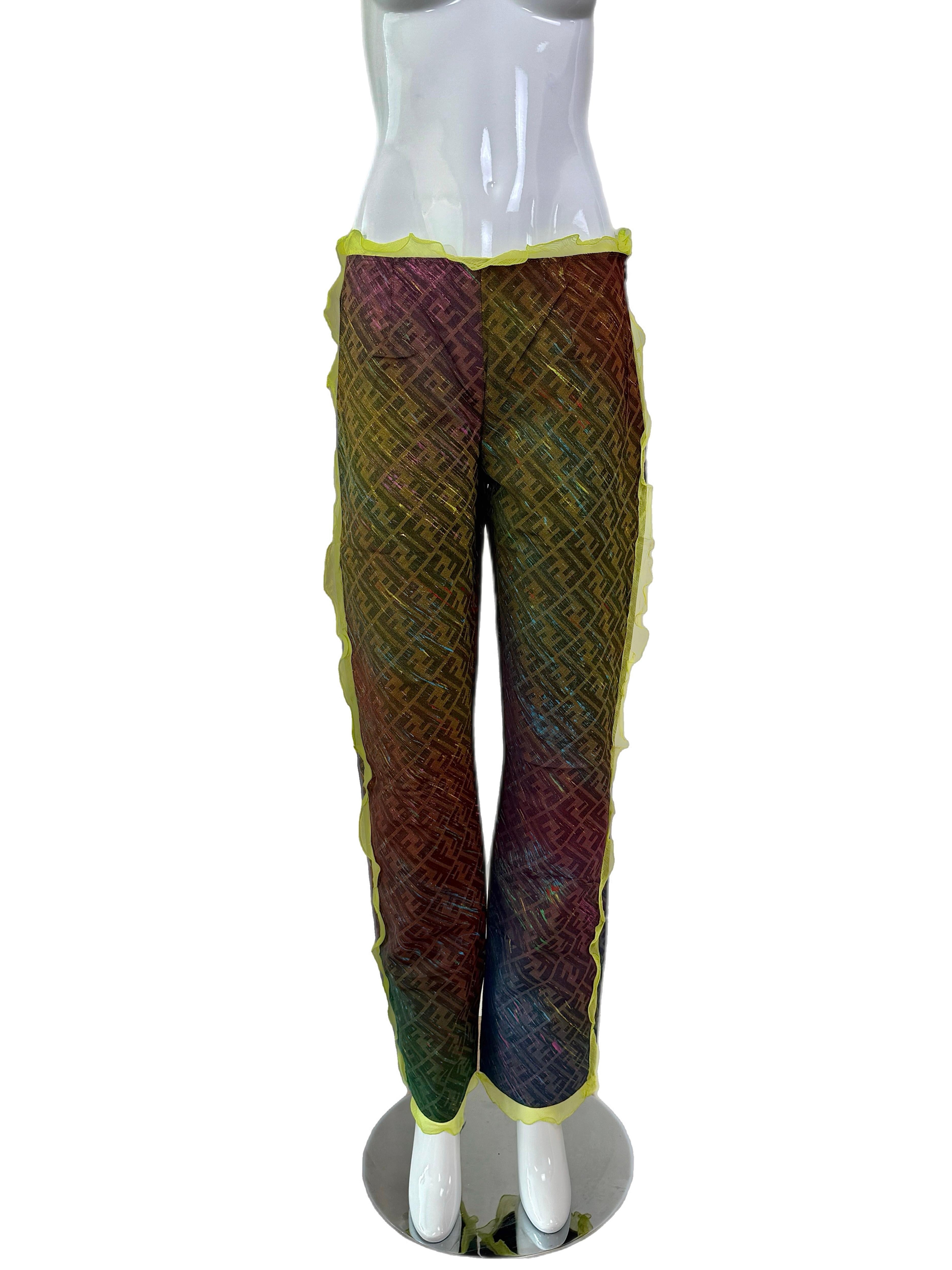 Fendi by Karl Lagerfeld
SS00
Vintage
Runway
Ad Campaign
Green silk ruffle with vibrant multicolor paint splatter (and ombre effect) over the brand's classic tonal brown Zucca pattern
Side Zipper
Size IT40
NWT's
Measurements in inches laying flat: