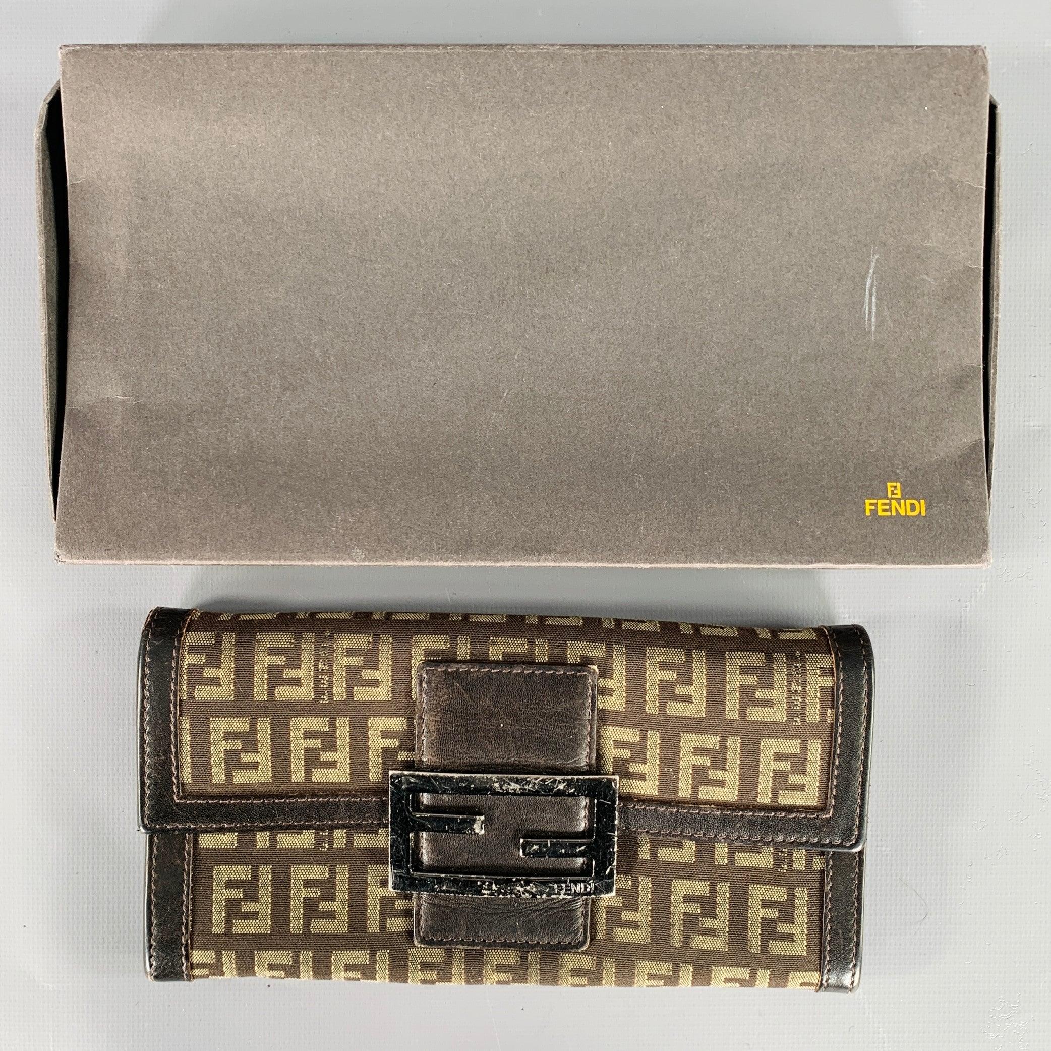 FENDI 2009 Foglio Forever Brown Yellow Monogram Fabric Leather Wallet For Sale 2