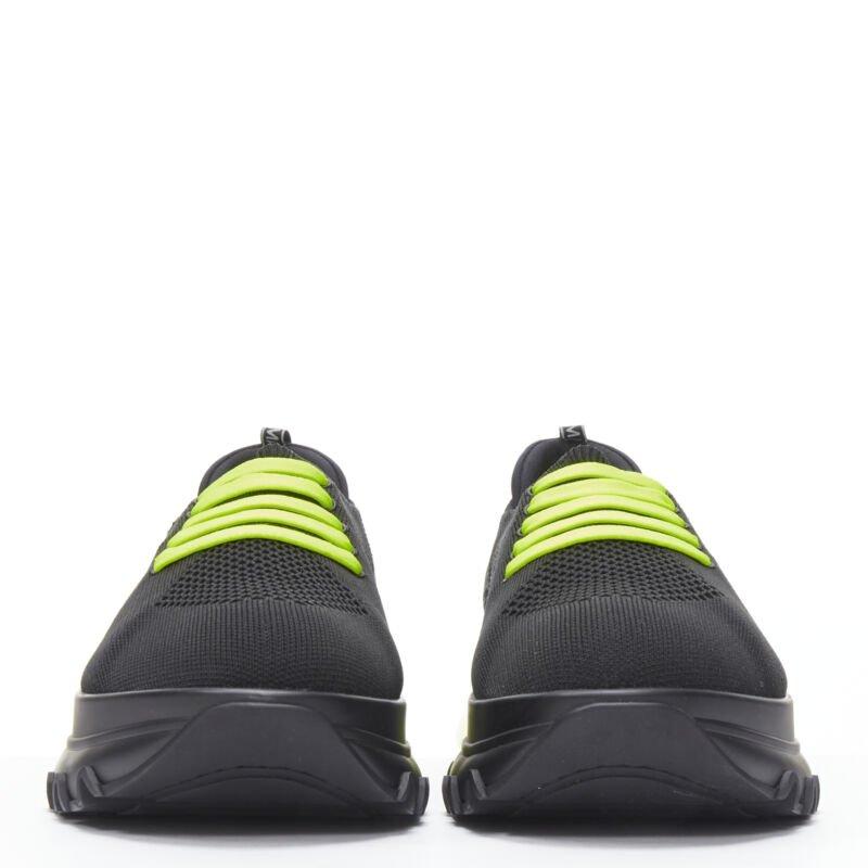 FENDI 2019 black knit neon yellow air sole runner sneaker 7E1234 EU44 UK10 In Excellent Condition For Sale In Hong Kong, NT