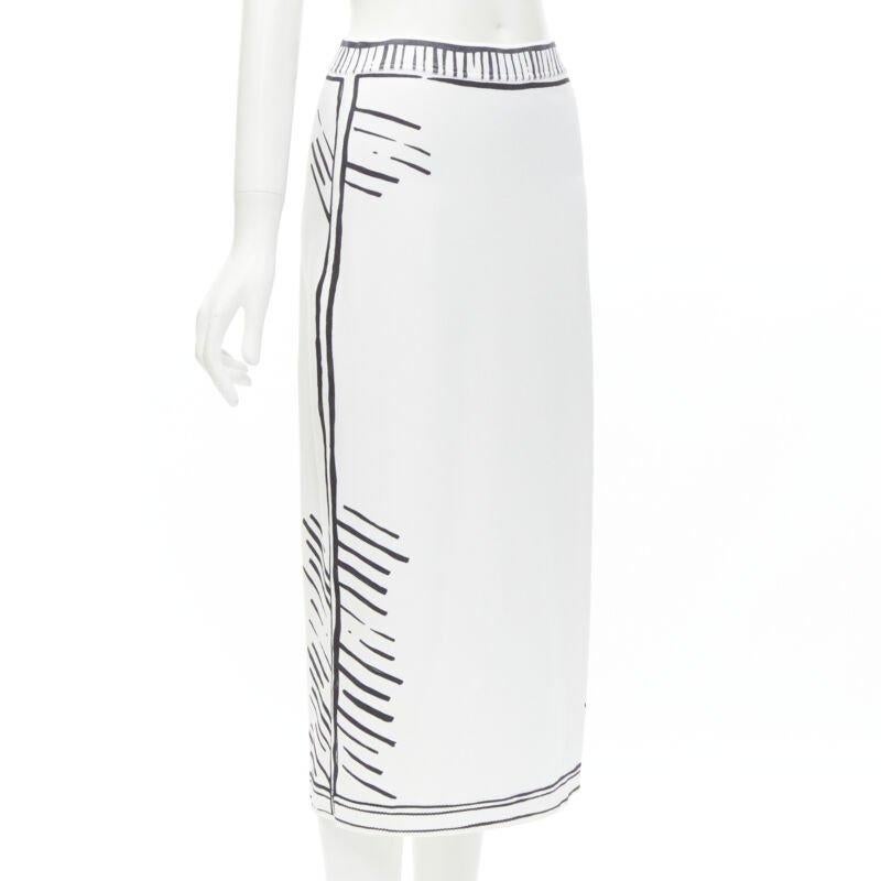 FENDI 2022 Joshua Vides California Sky black white comic marker skirt IT44 M
Reference: KNLM/A00191
Brand: Fendi
Collection: California Sky
Material: Viscose, Blend
Color: White, Black
Pattern: Solid
Extra Details: Stretch fit. Comic illustration