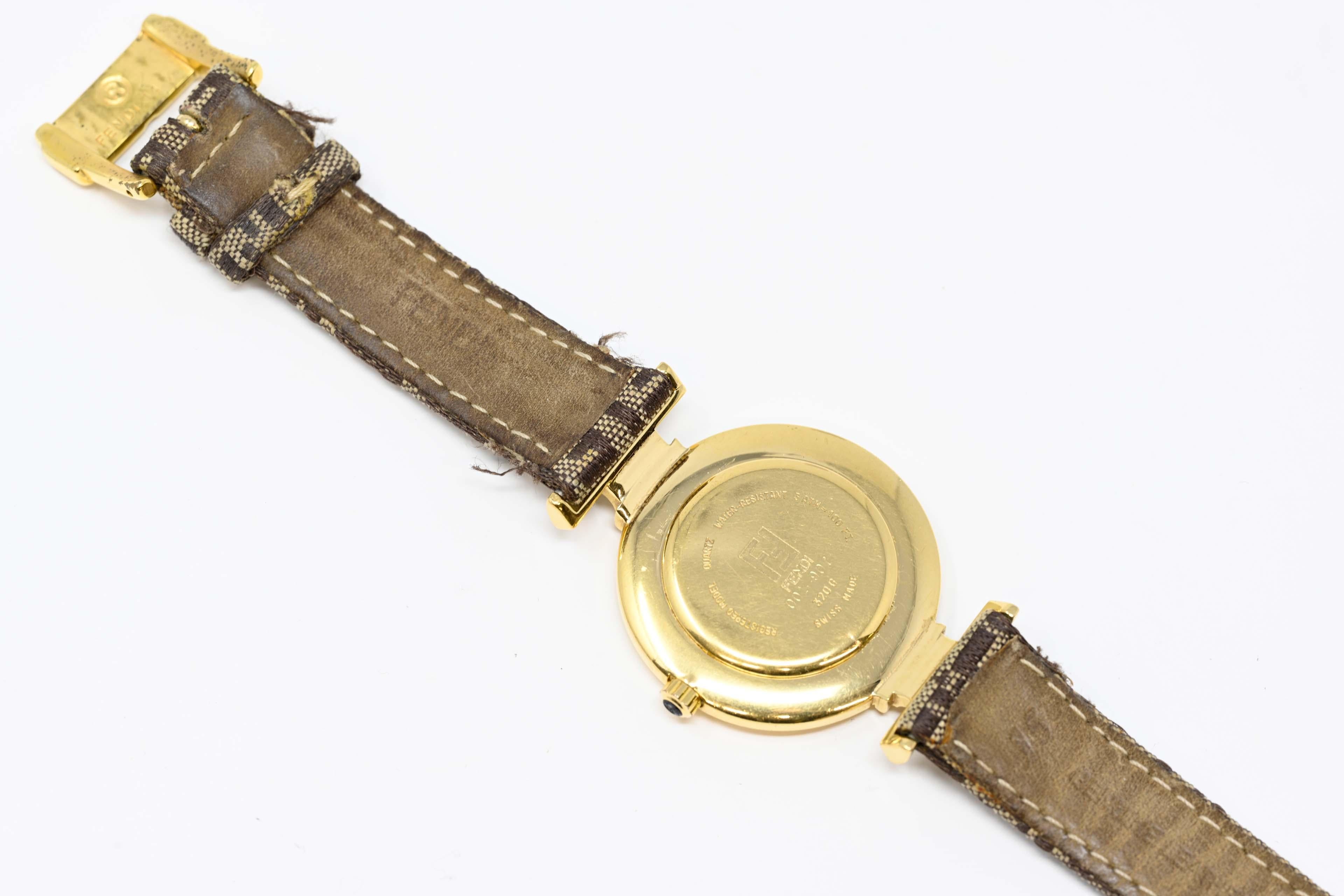 Fendi 320G Damenuhr mit Monogramm-Zifferblatt/Armband 4