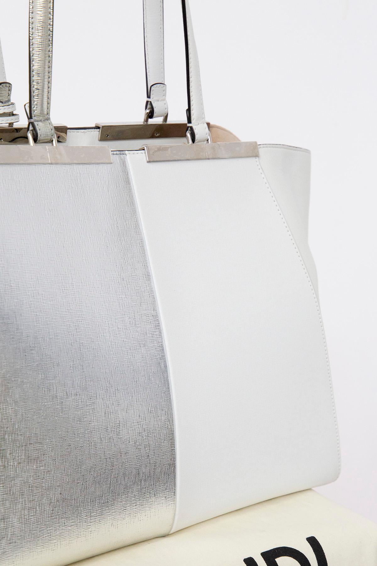 Gray Fendi 3Jours White Leather Shopper Bag  For Sale