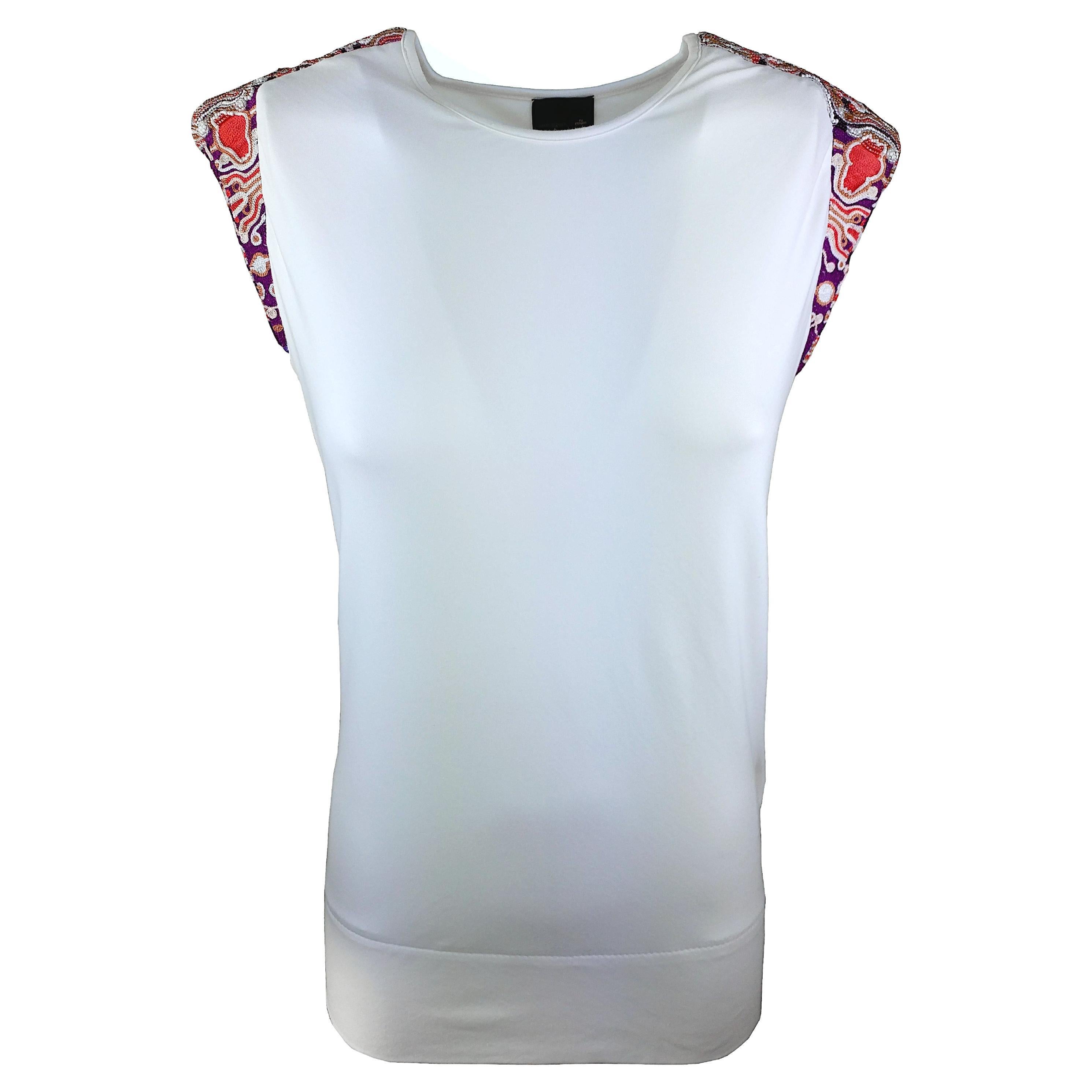 FENDI - 90s White Cotton T-Shirt with Embroidered Shoulders | Size 4US 36EU For Sale