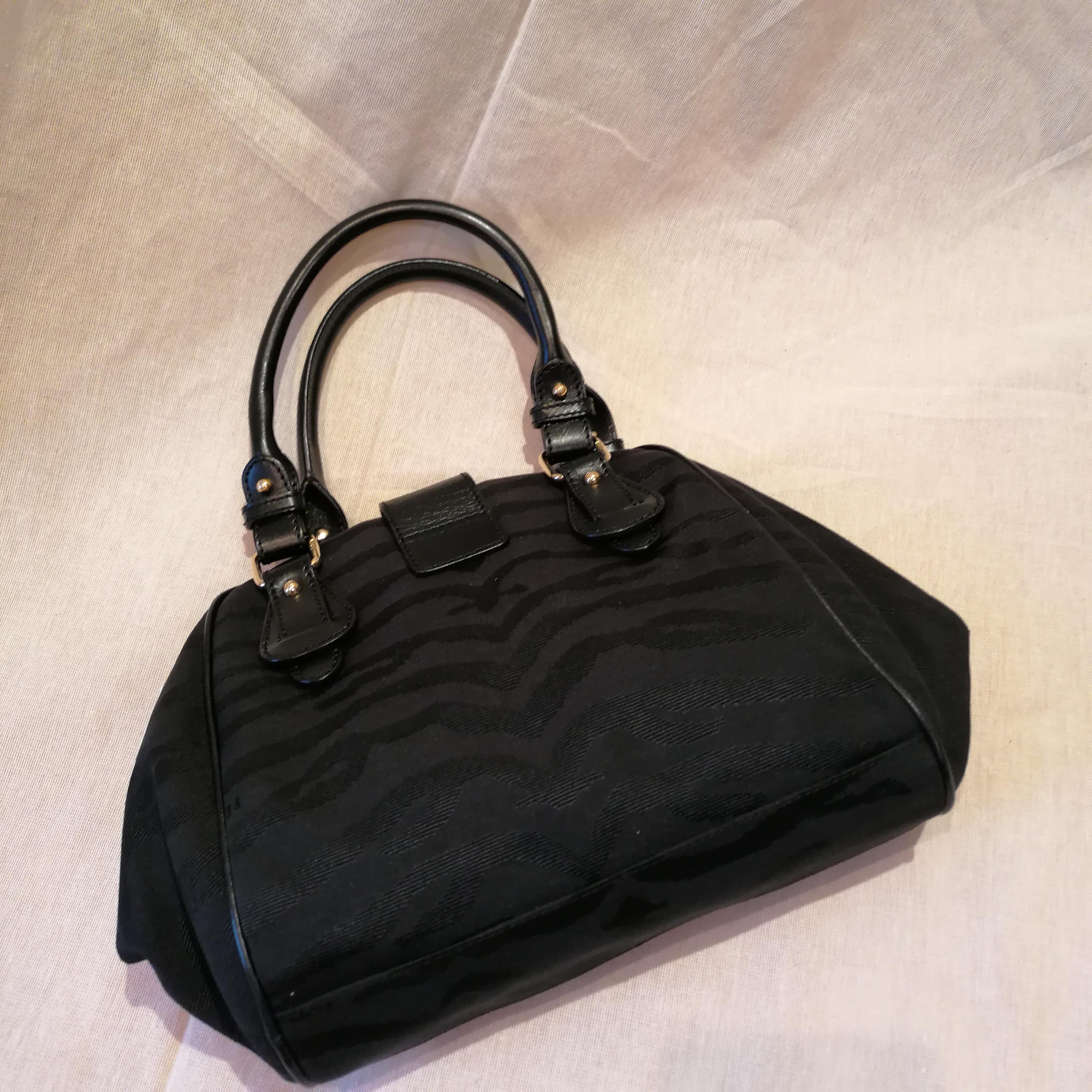 Fendi Animal Style Purses Black Tiger Print Canvas Leather Bag Y2K 2000s For Sale 15