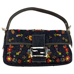 FENDI Tasche Blau Denim Ricami Perlenbestickte Baguette Handtasche
