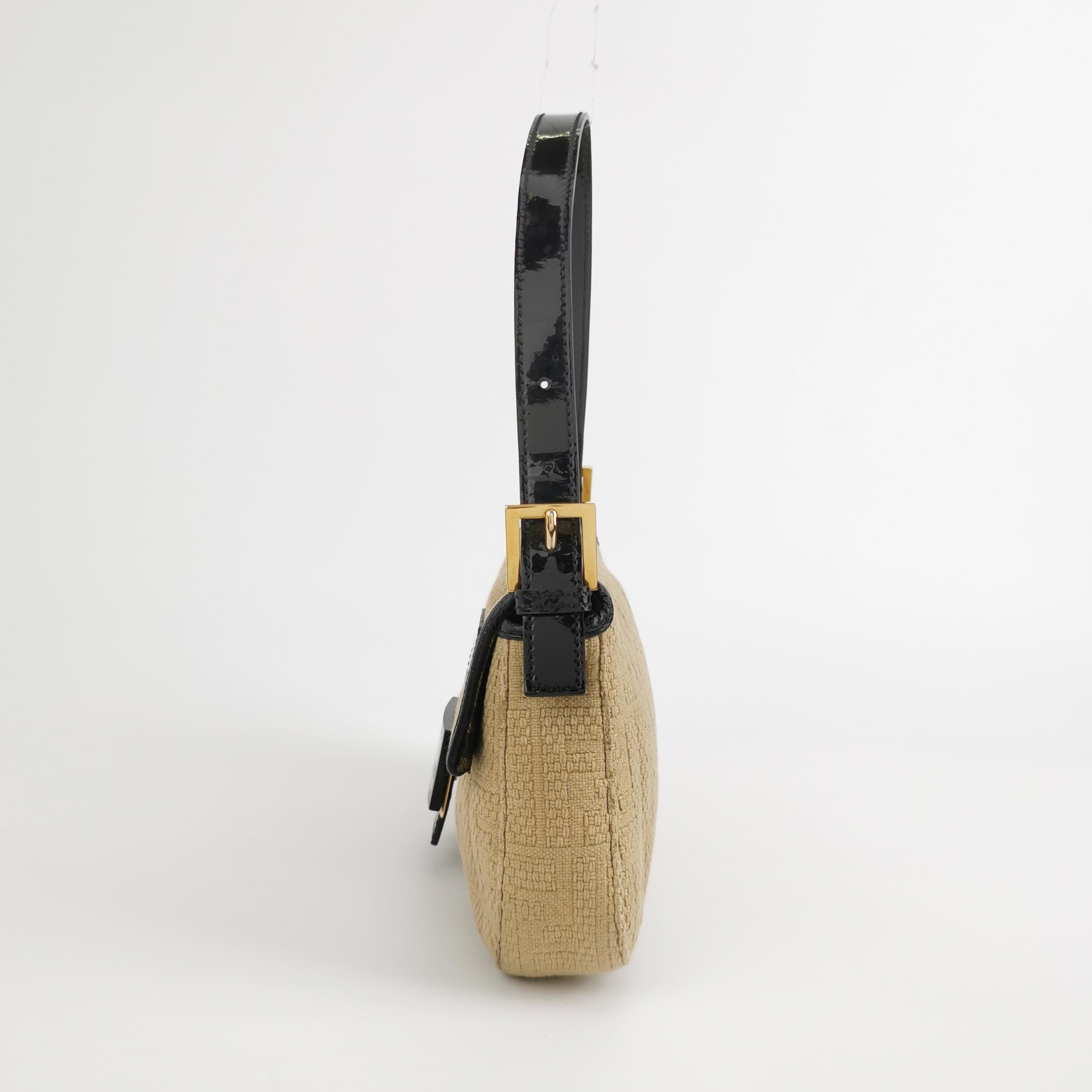 Fendi Baguette 1997 Beige Canvas Zucca Embossed with Zucca Interior 2