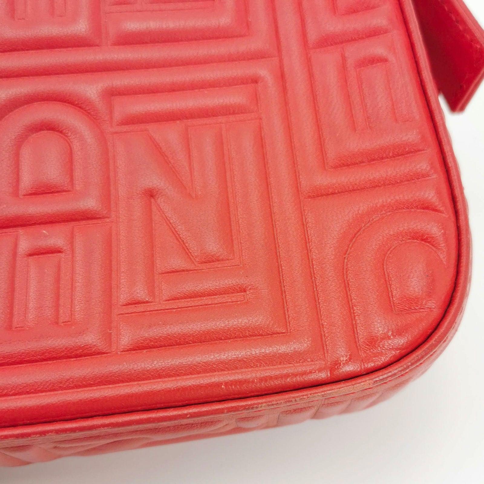 Fendi Baguette 1997 Re-edition 3D Embossed Red Leather Shoulder bag 10