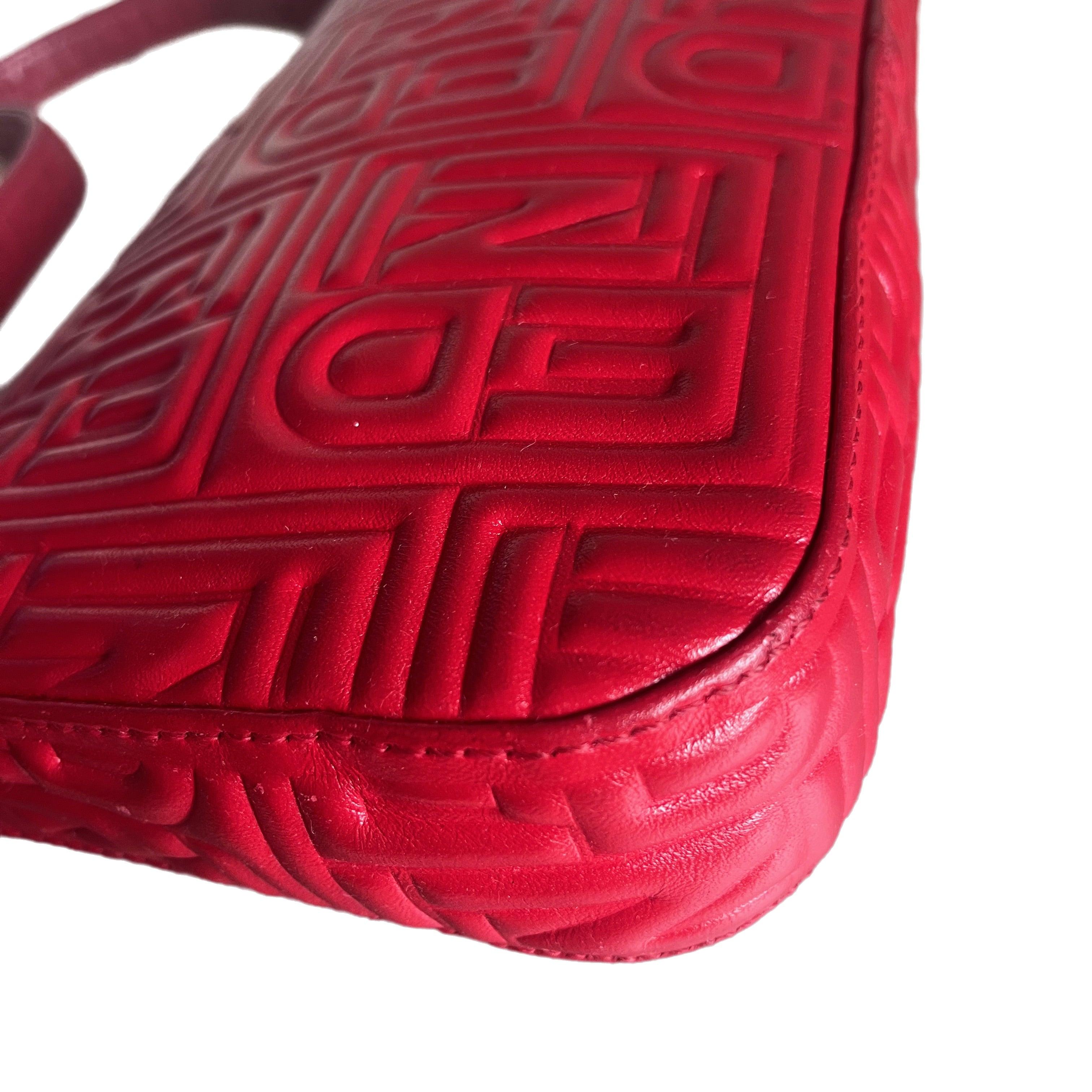 Fendi Baguette 1997 Re-edition 3D Embossed Red Leather Shoulder bag 11