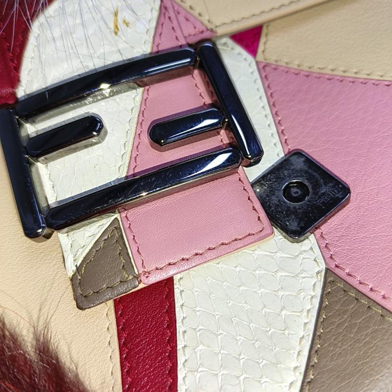Fendi Baguette 1997 Re-edition Bird Motif Fur Leather Beige Shoulder bag 4