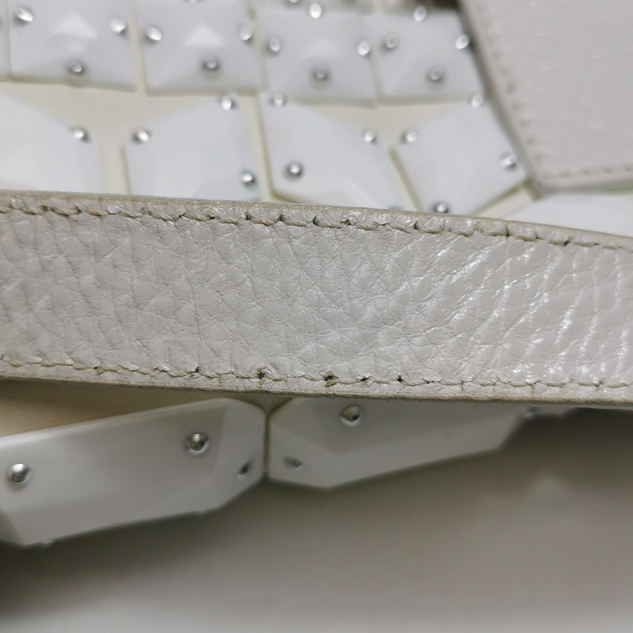 FENDI Baguette 1997 White Leather and Stones Zucca Interior Shoulder Bag For Sale 6