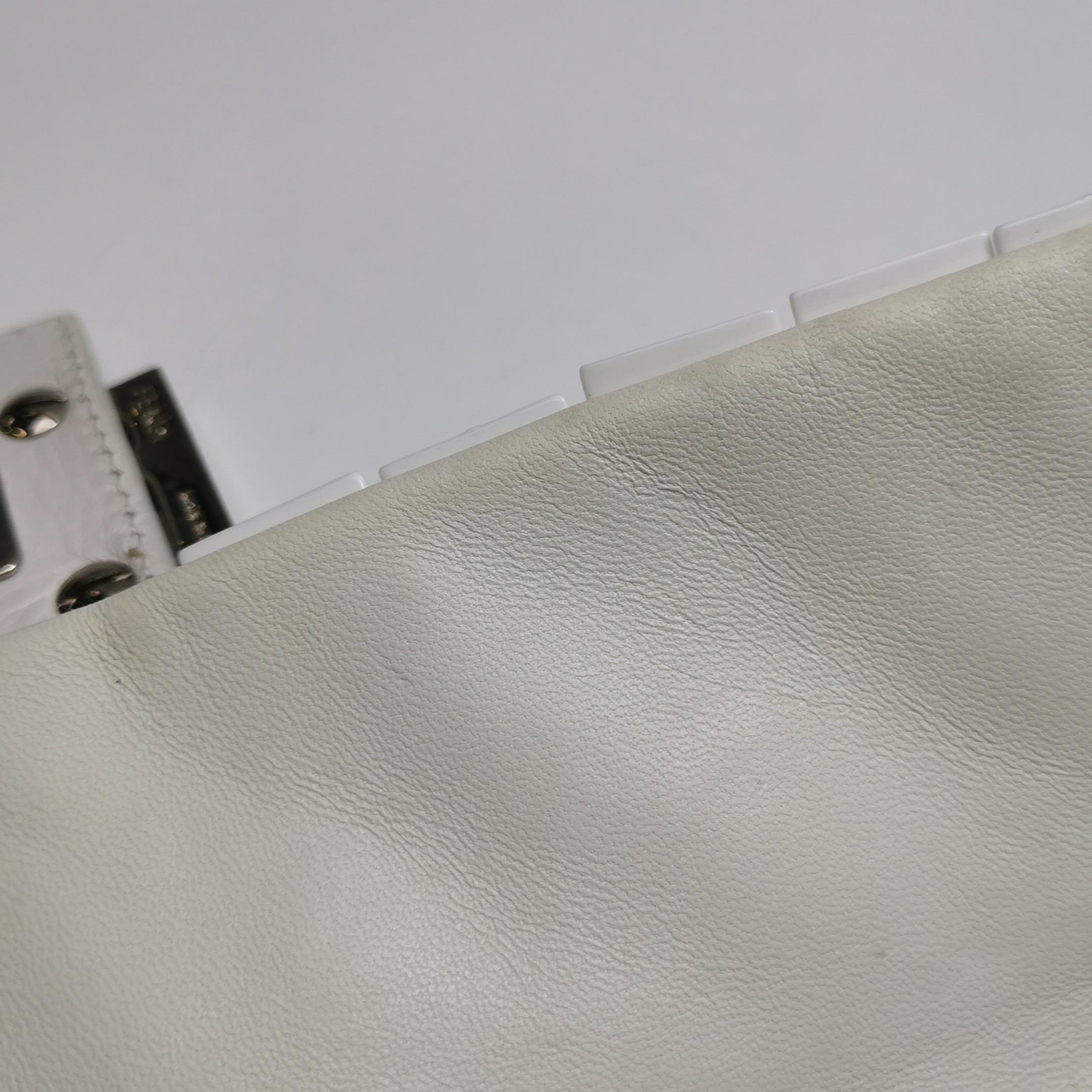 FENDI Baguette 1997 White Leather and Stones Zucca Interior Shoulder Bag For Sale 2