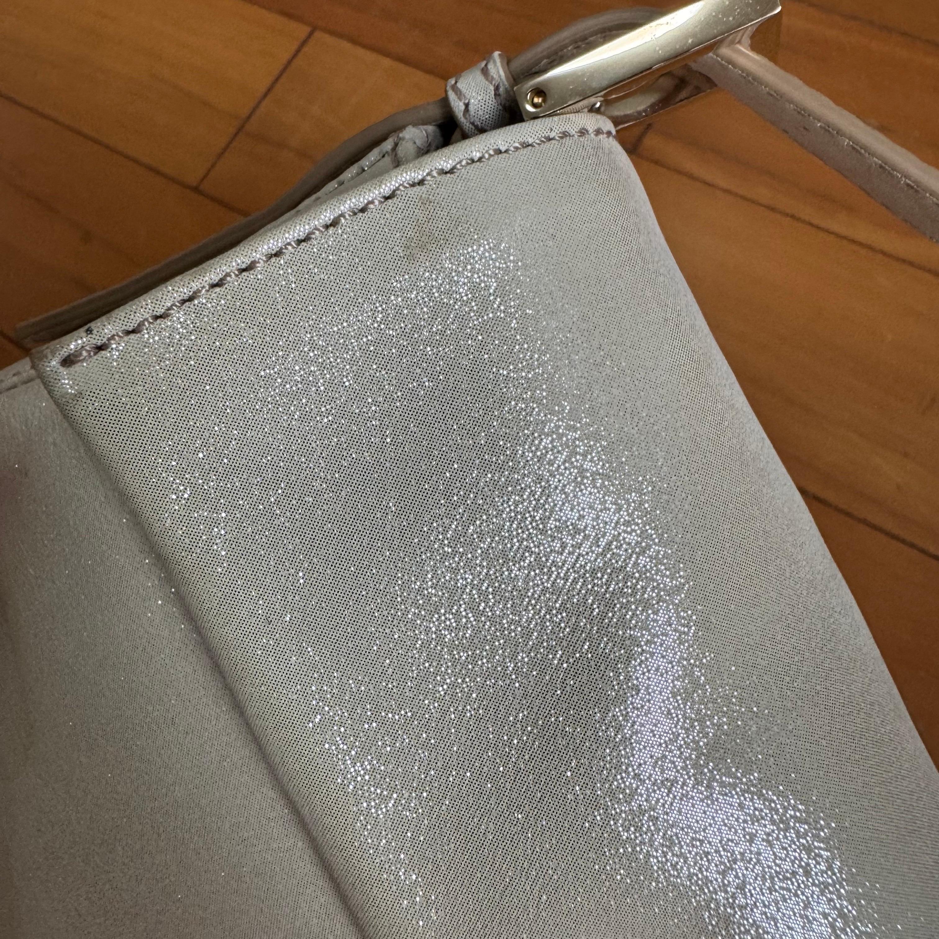 FENDI Baguette 1997 White Pearlescent Fabric Crystal Buckle Shoulder Bag 5
