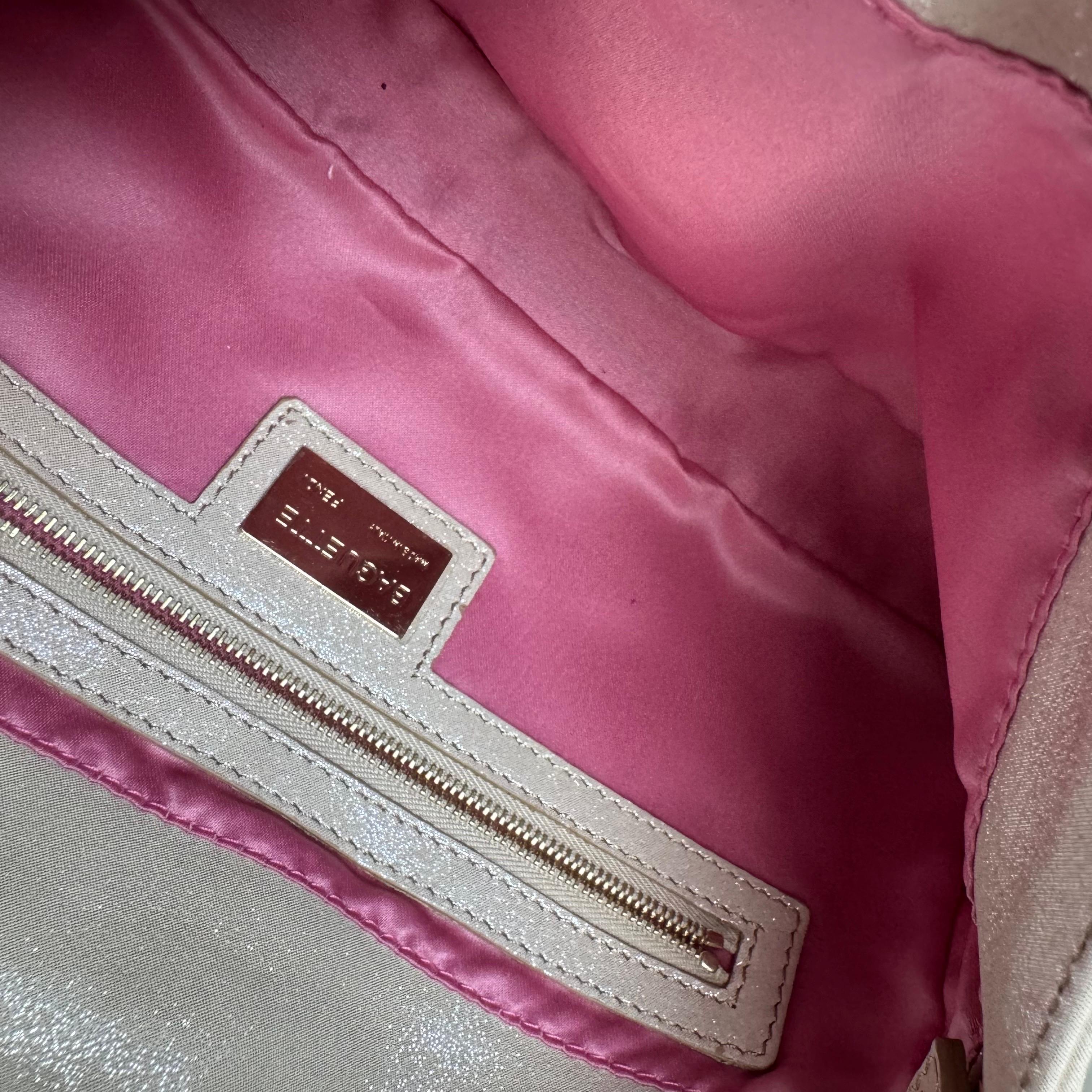 FENDI Baguette 1997 White Pearlescent Fabric Crystal Buckle Shoulder Bag 11