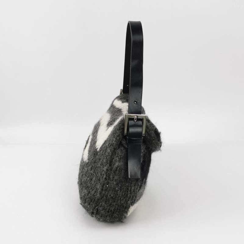 De las mujeres Bolso Fendi Baguette Bolso de hombro de punto de lana gris y blanco en venta
