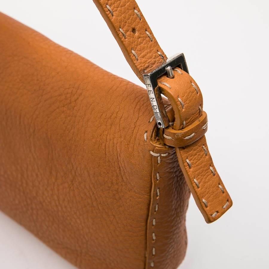 FENDI Baguette Bag in Gold Taurillon Leather 3