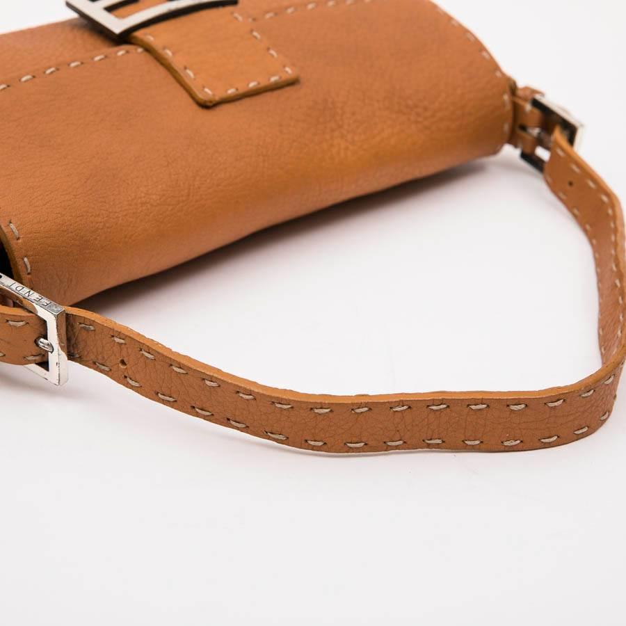 FENDI Baguette Bag in Gold Taurillon Leather 4
