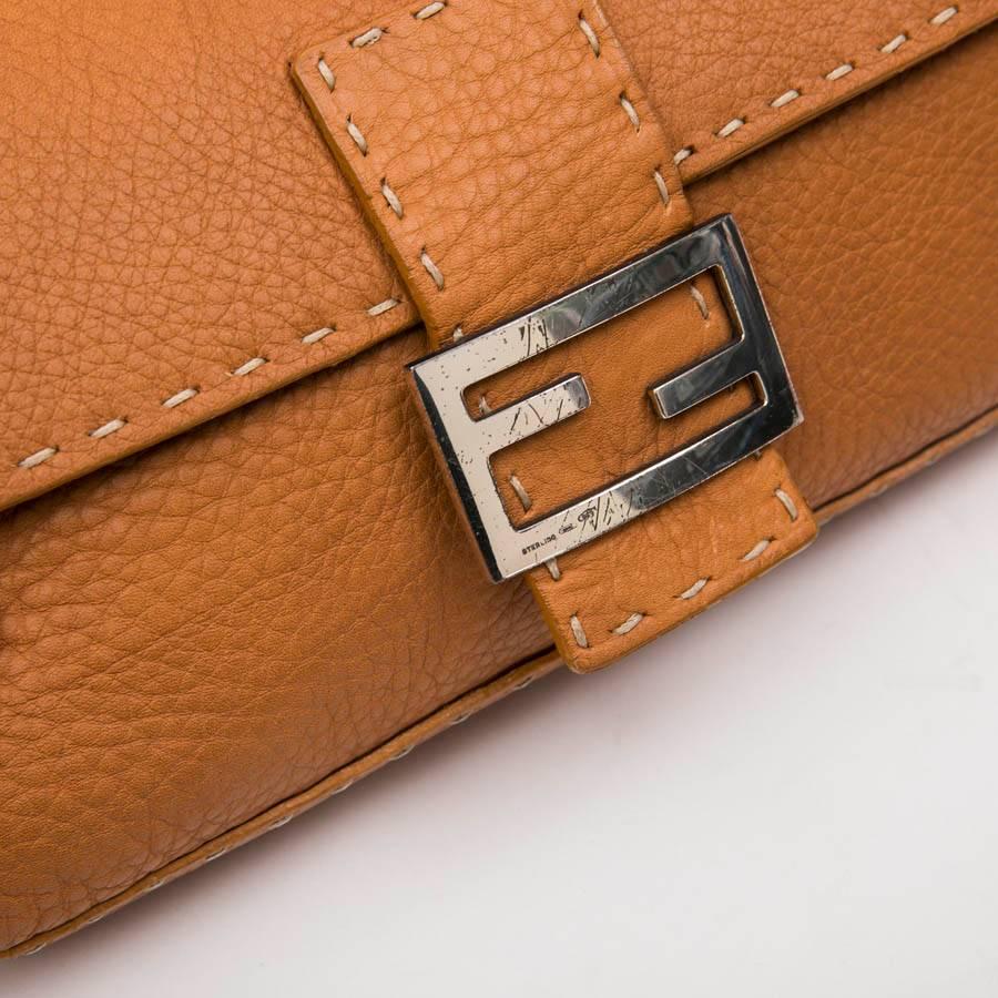Women's FENDI Baguette Bag in Gold Taurillon Leather