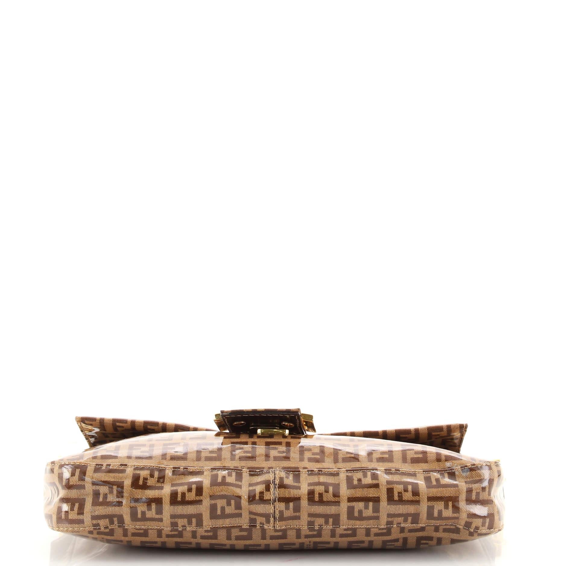 brown fendi baguette