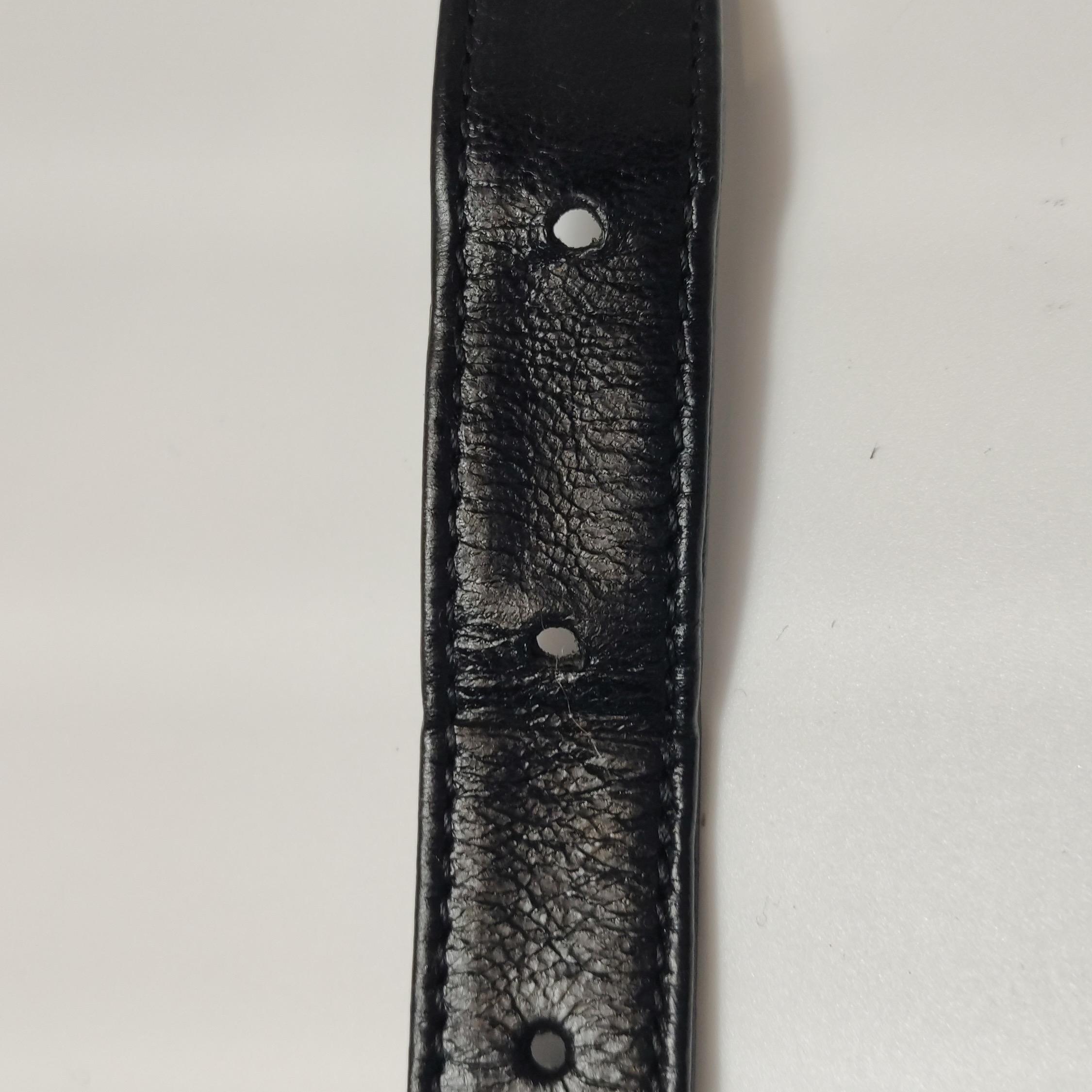 Fendi Baguette Borsa a tracolla nera con perline a cascata scintillanti in vendita 6