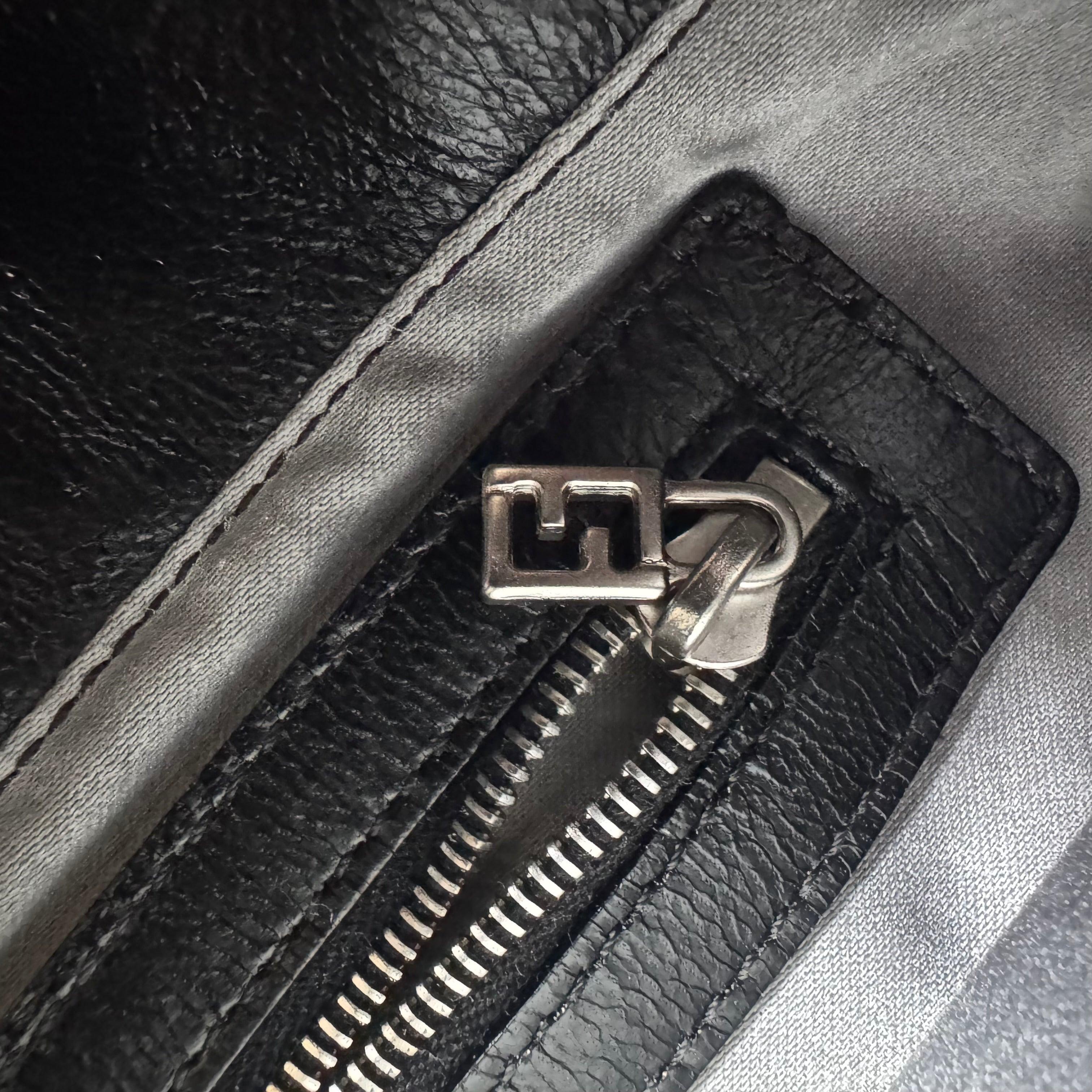 Fendi Baguette Black Glittering Waterfall Beads Shoulder Bag For Sale 11