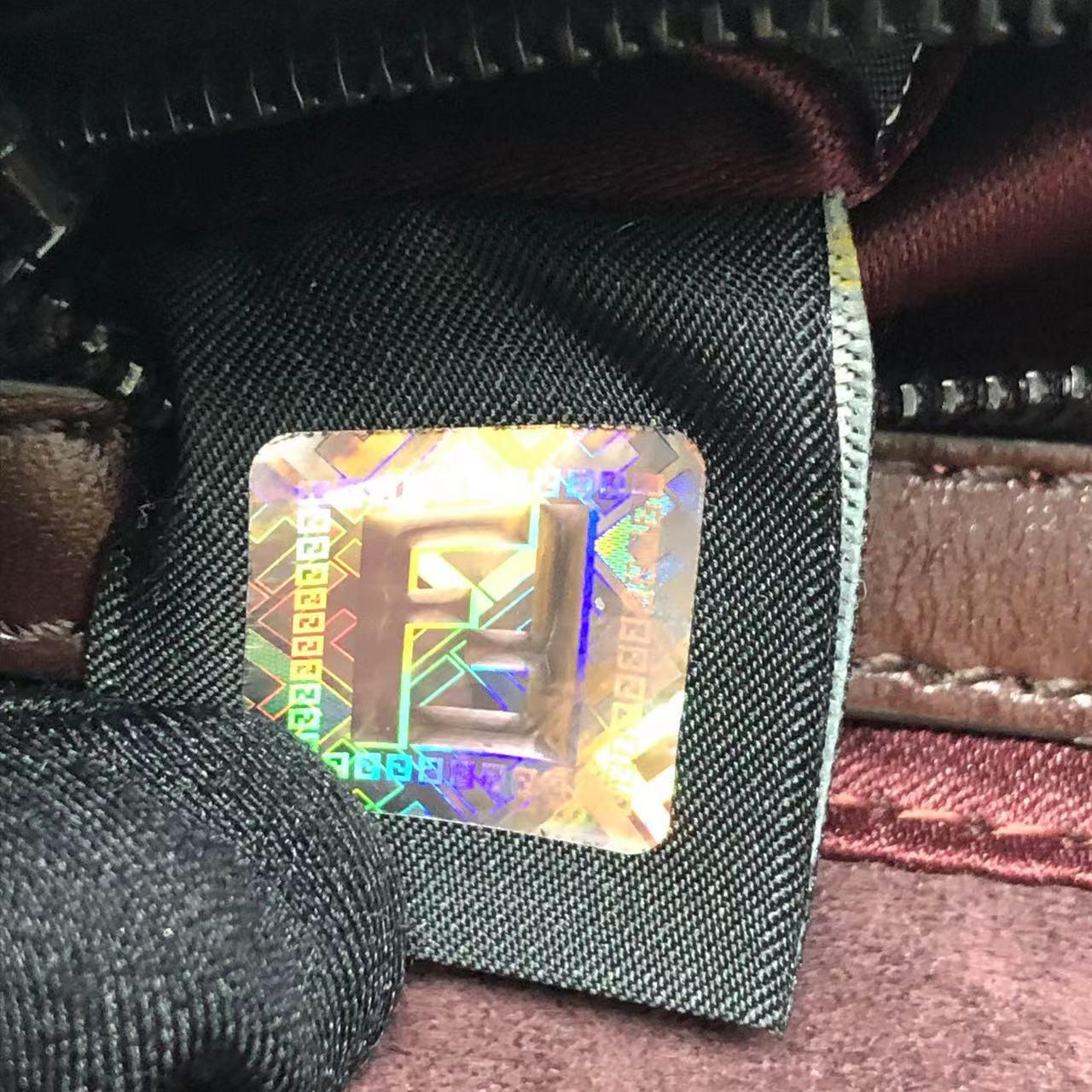 Bolso Fendi Baguette Bloques Motivo Abstracto Purpurina Lentejuelas en venta 6