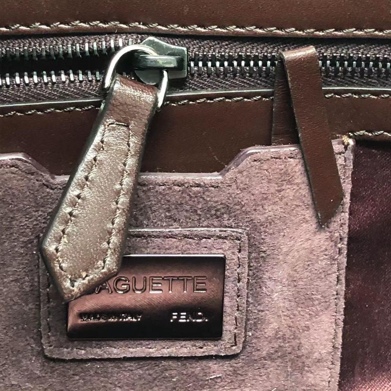 Bolso Fendi Baguette Bloques Motivo Abstracto Purpurina Lentejuelas en venta 12