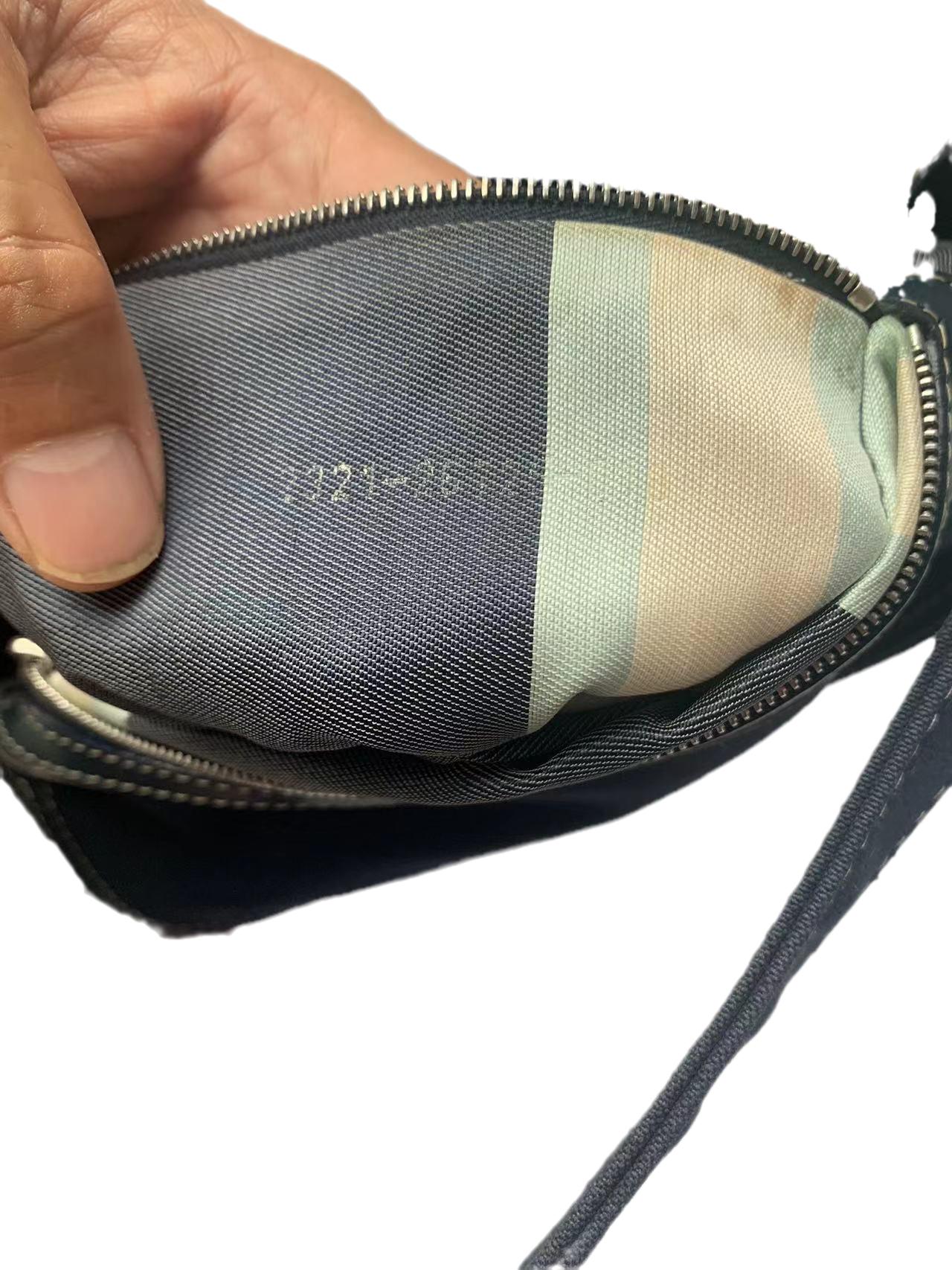 FENDI Baguette Blue Denim Navy Shoulder Bag with Enamel Buckle For Sale 8