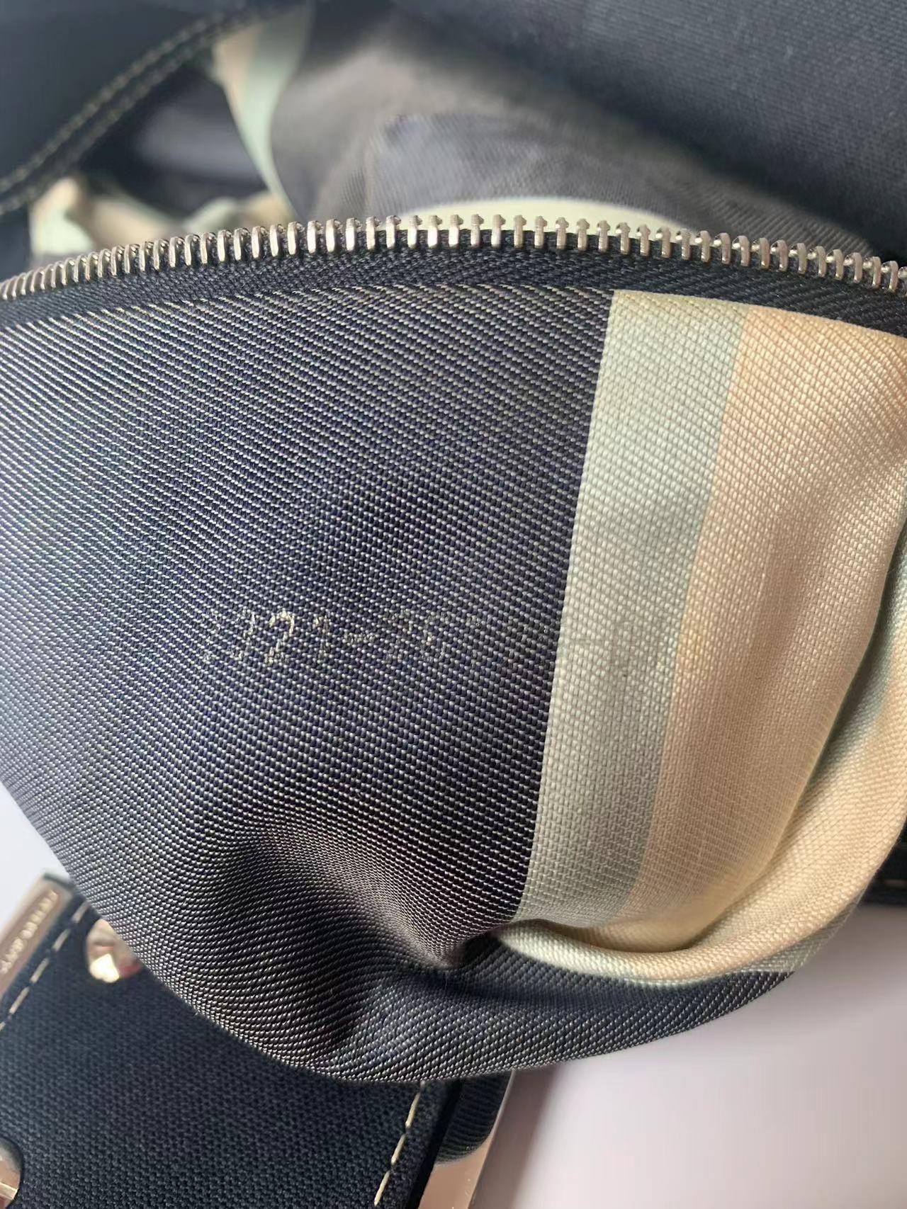 FENDI Baguette Blue Denim Navy Shoulder Bag with Enamel Buckle For Sale 9