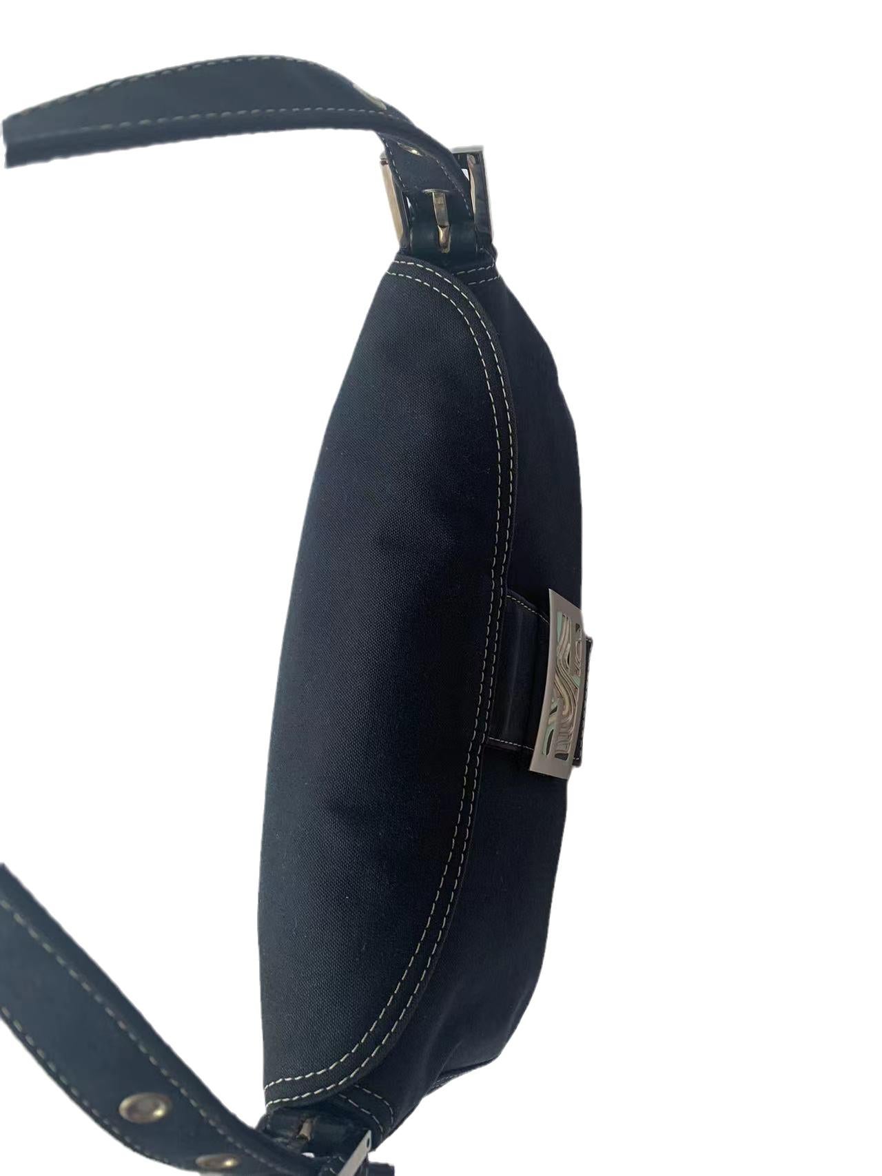 Black FENDI Baguette Blue Denim Navy Shoulder Bag with Enamel Buckle For Sale