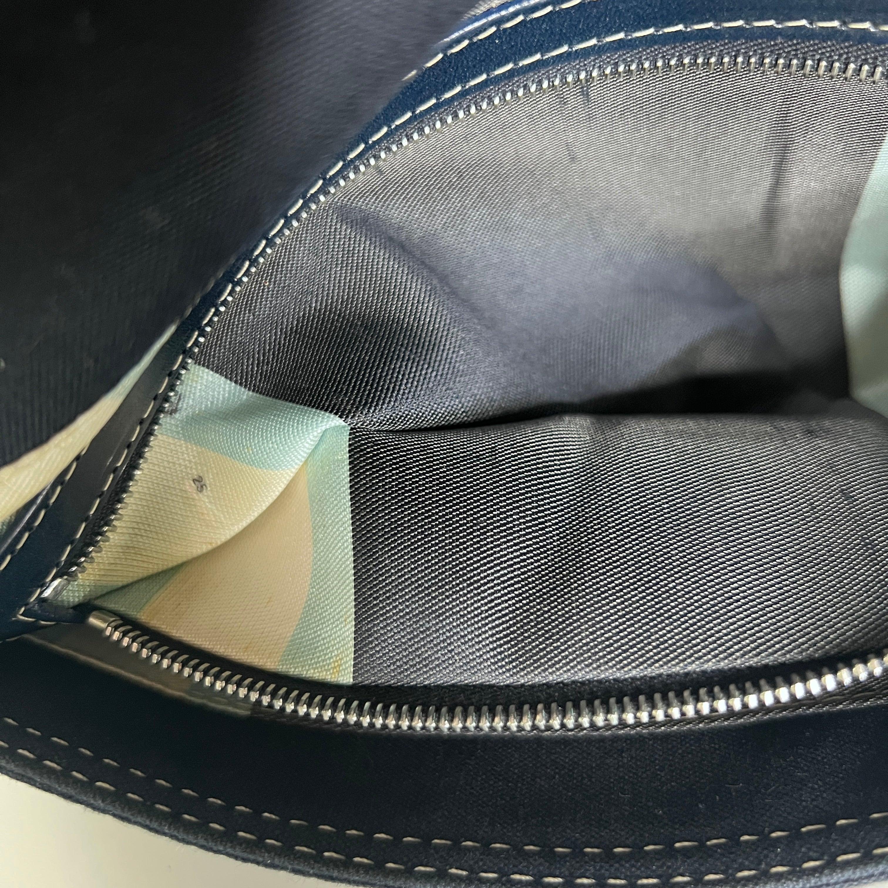Fendi Baguette Blue Denim Shoulder Bag Silver-Tone en vente 5