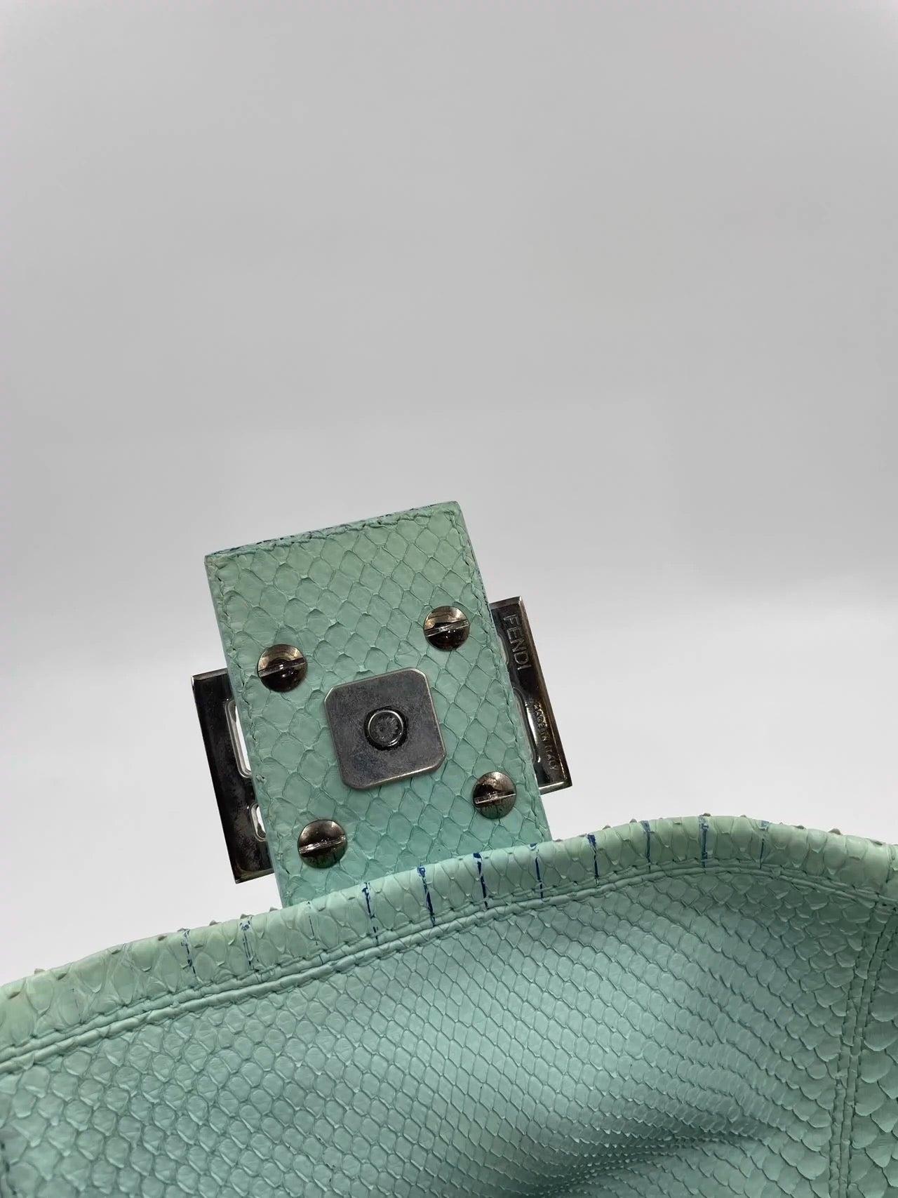 Fendi Baguette Blue Teal Python-skin Leather Shoulder Bag For Sale 12
