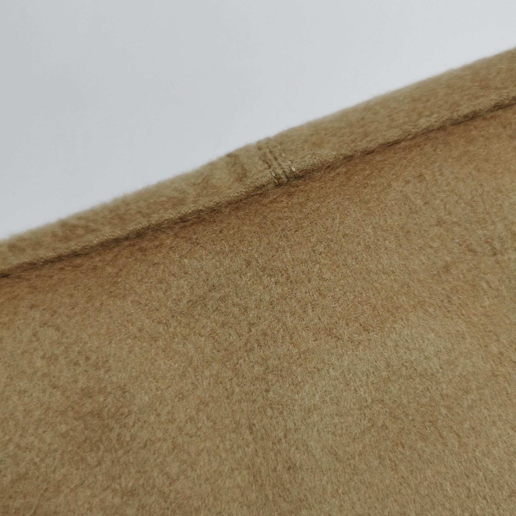 FENDI Baguette Camel Brown Soft Cloth Shoulder Bag For Sale 8