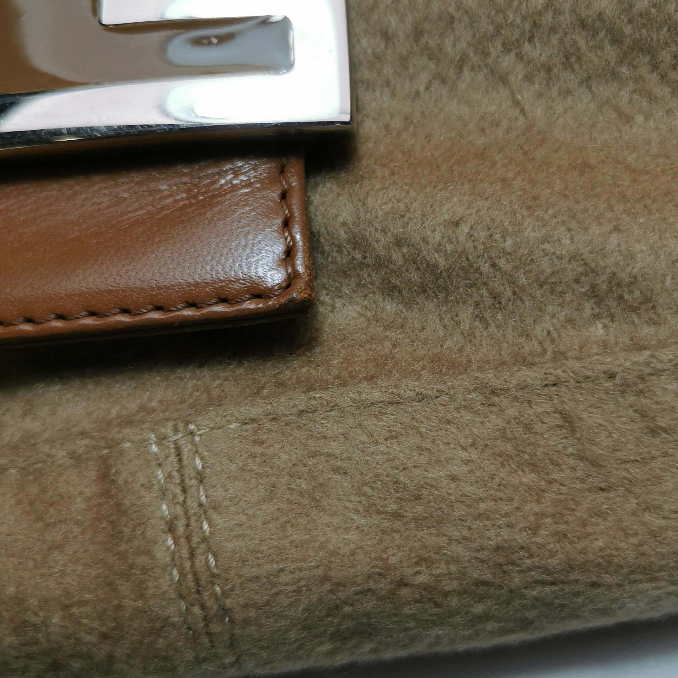 FENDI Baguette Camel Brown Soft Cloth Shoulder Bag For Sale 10